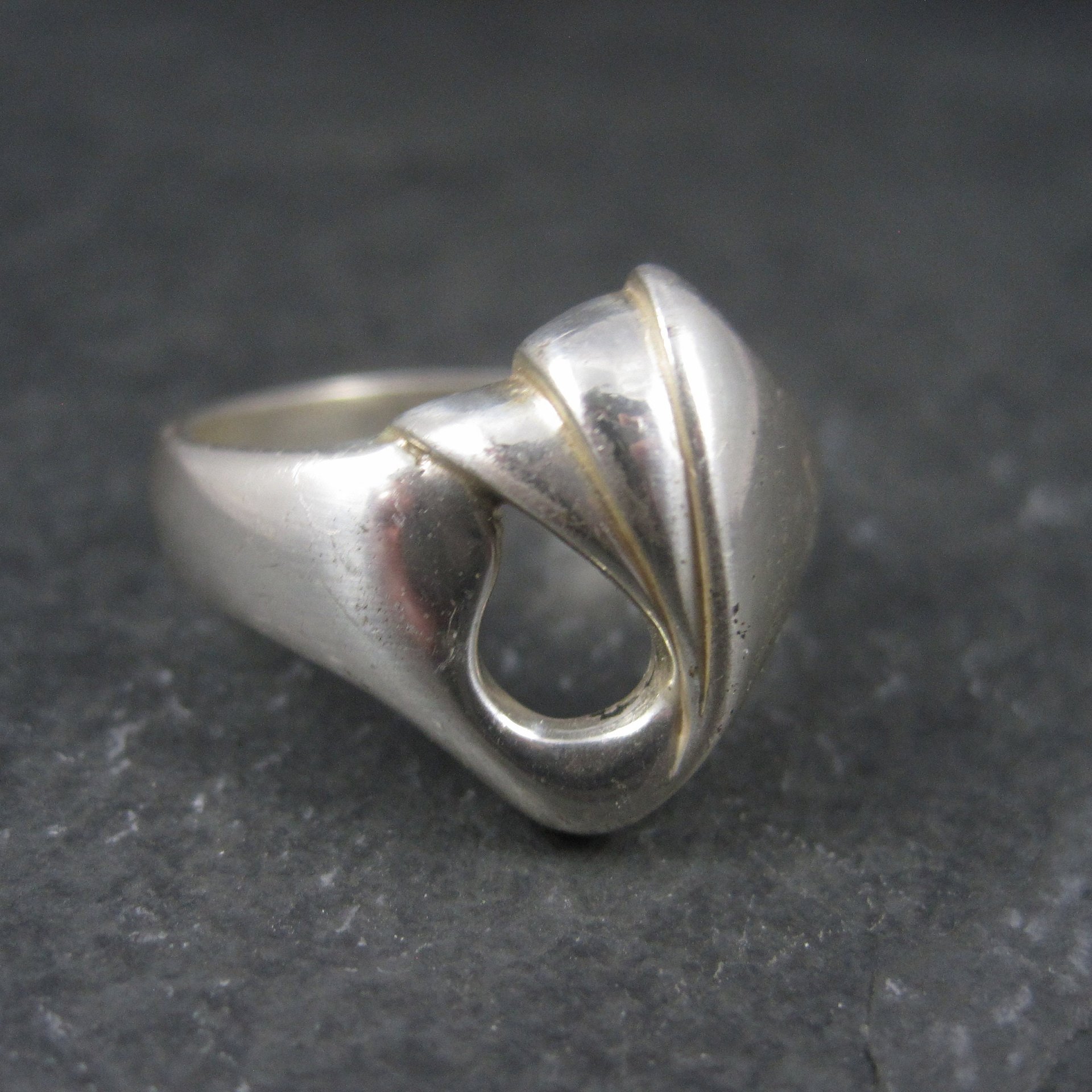 Vintage Modernist Sterling Tulip Ring Size 10