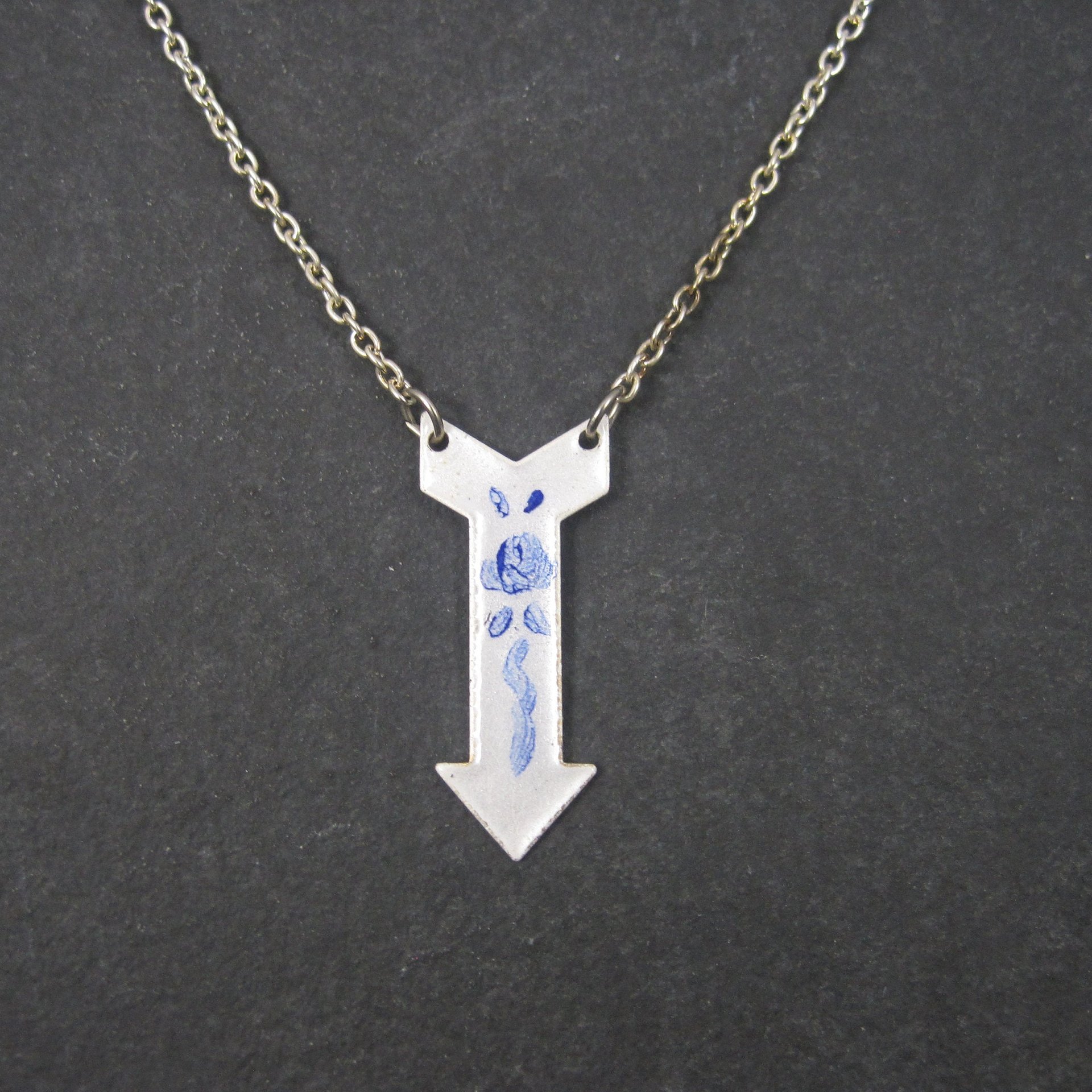 Vintage Blue White Guilloche Rose Arrow Pendant Necklace New Old Stock