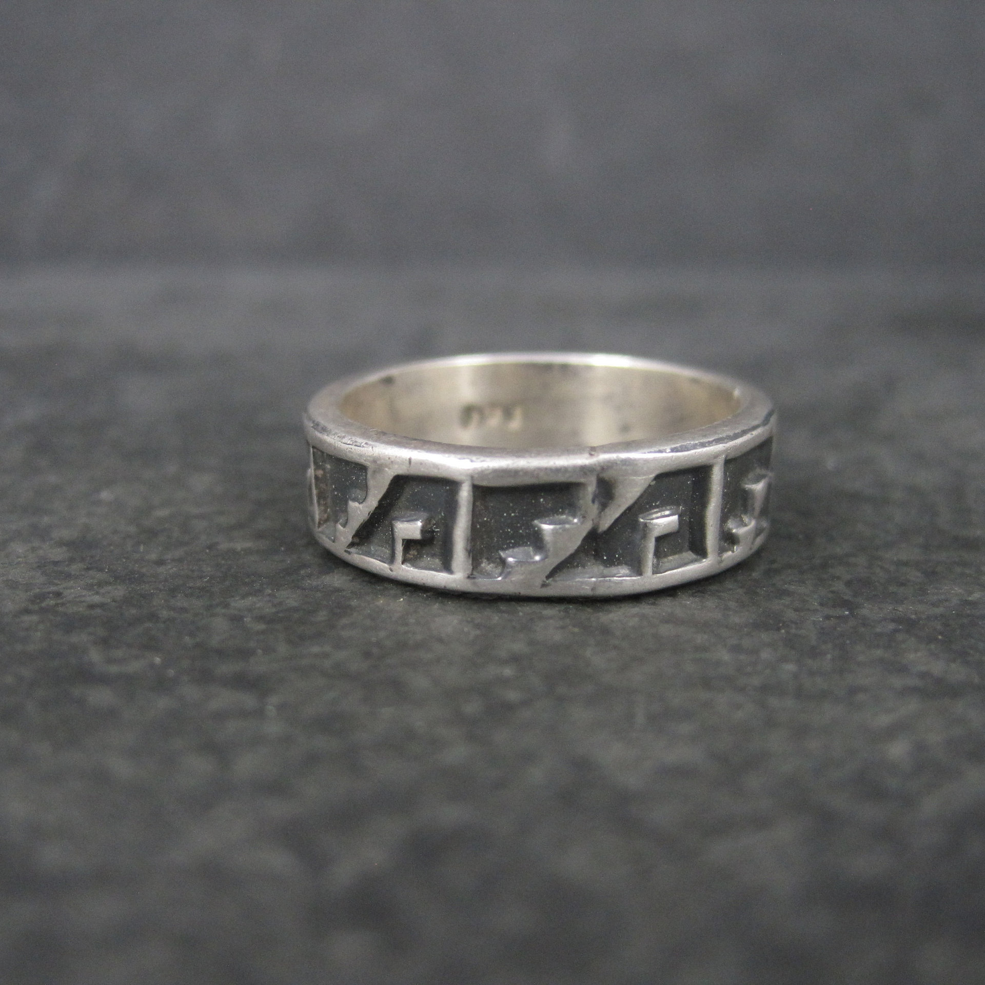 Vintage Sterling Tribal Band Ring Size 10