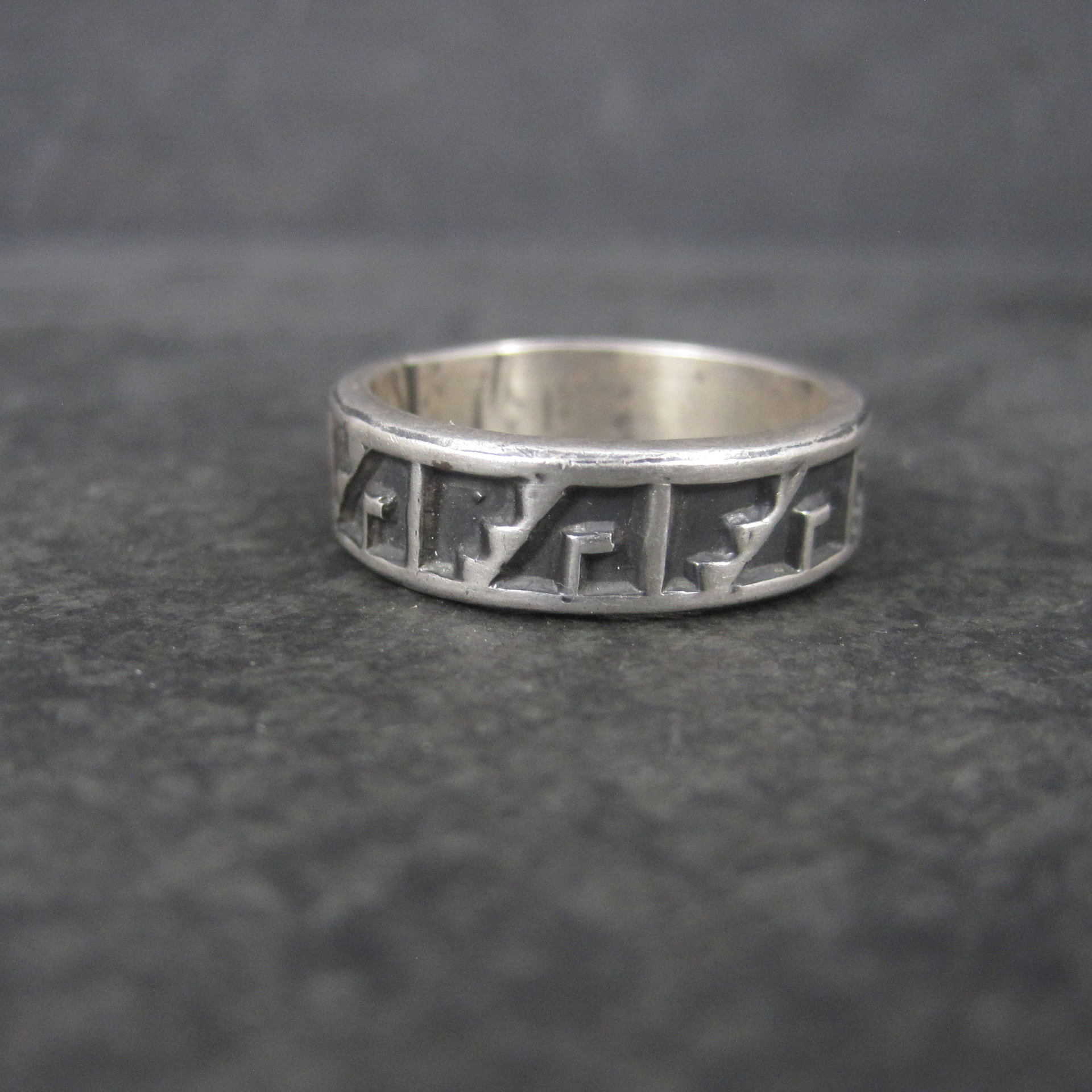 Vintage Sterling Tribal Band Ring Size 10