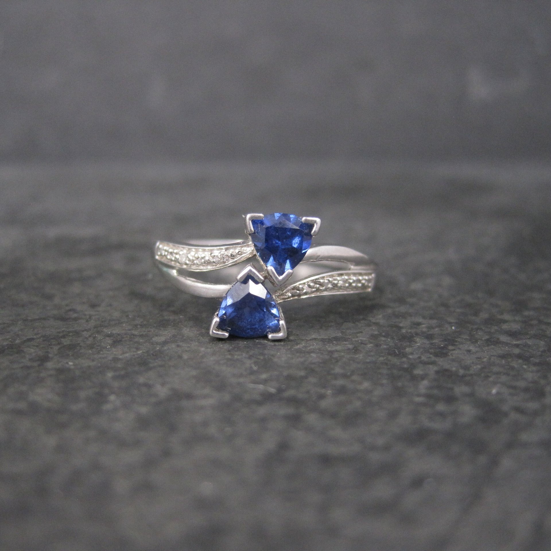 Vintage 90s 10K White Gold Sapphire Diamond Ring Size 9.75