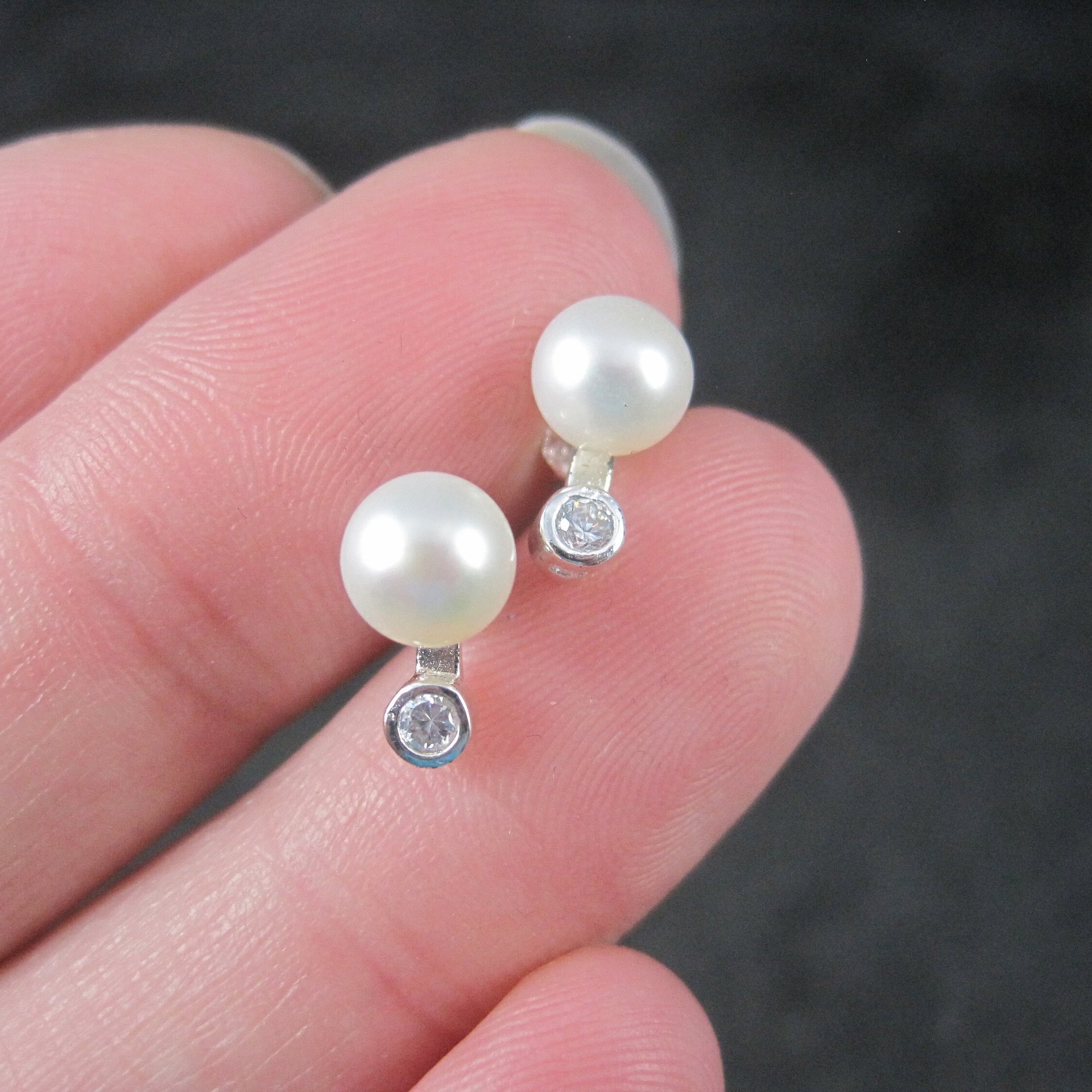 Vintage Freshwater Pearl Necklace Earrings Jewelry Set 18 Inches