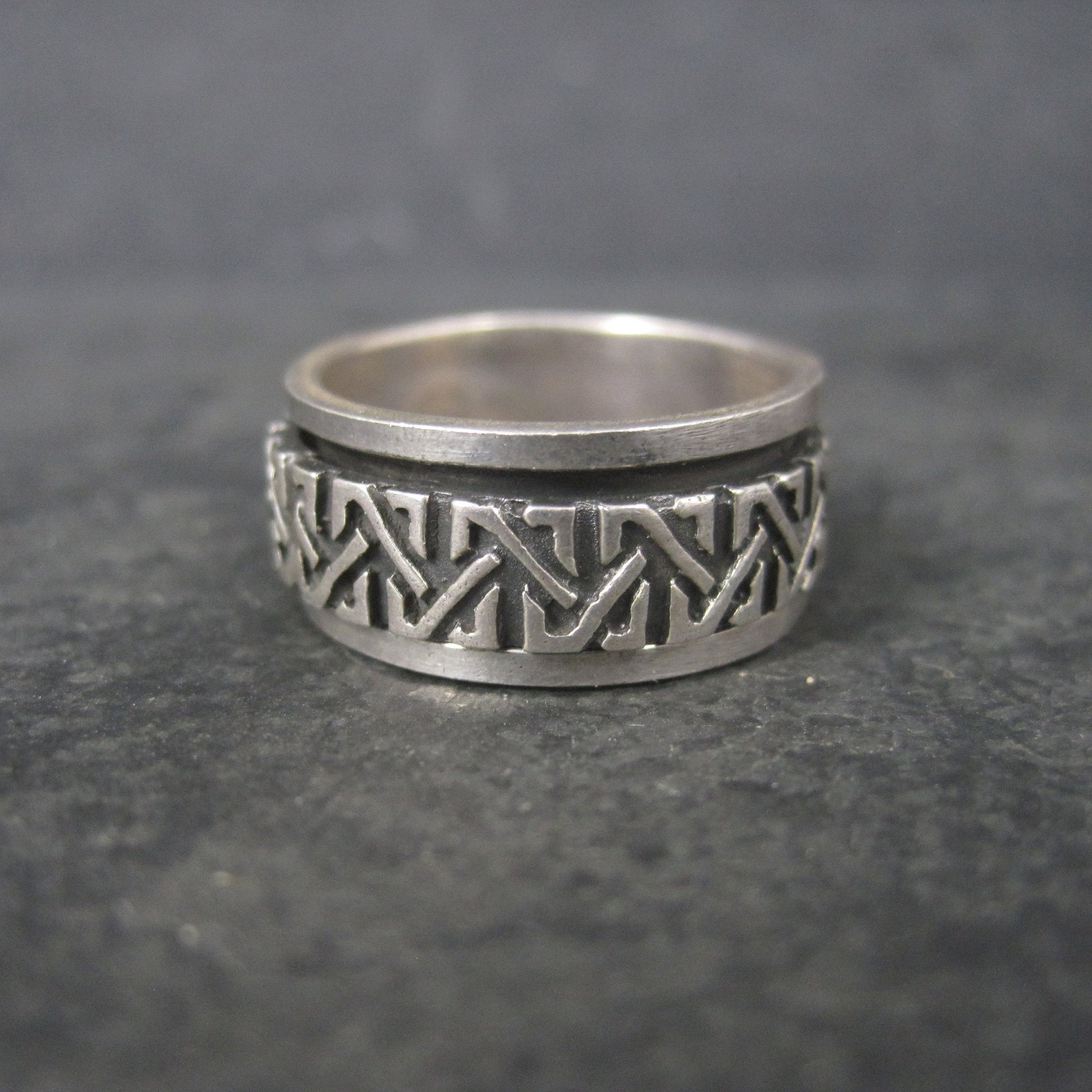 Vintage Sterling Celtic Spinner Worry Ring Size 6