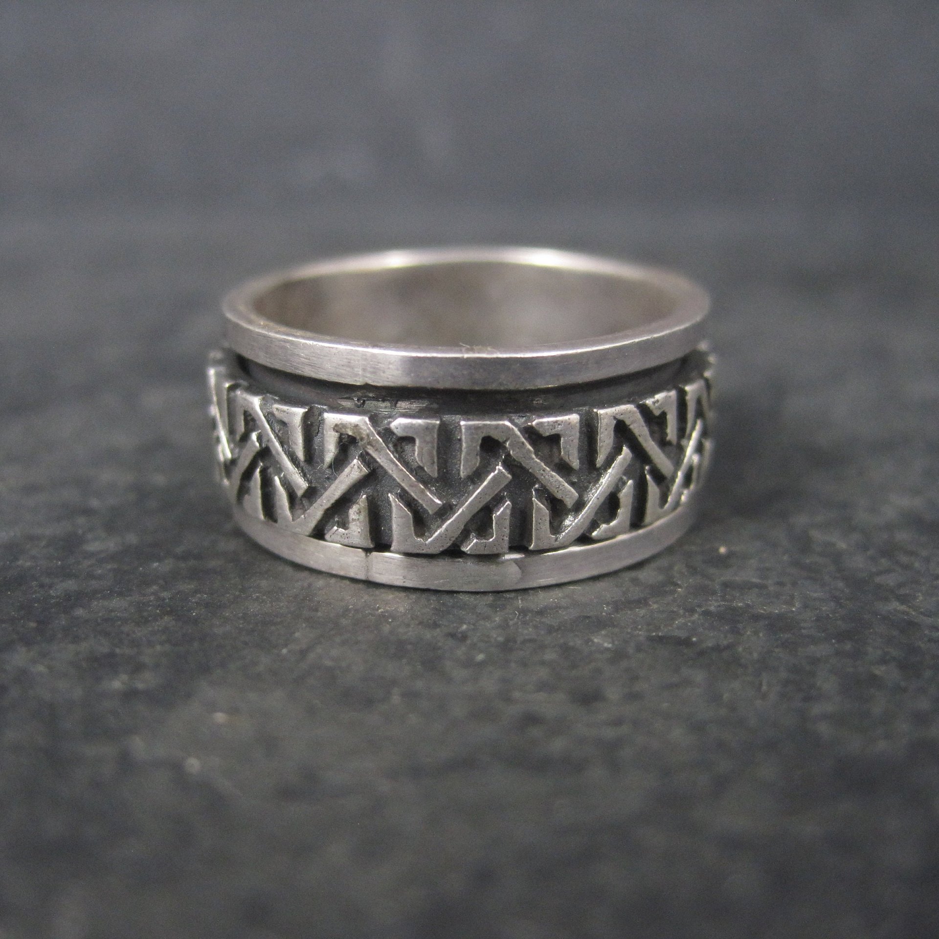 Vintage Sterling Celtic Spinner Worry Ring Size 6