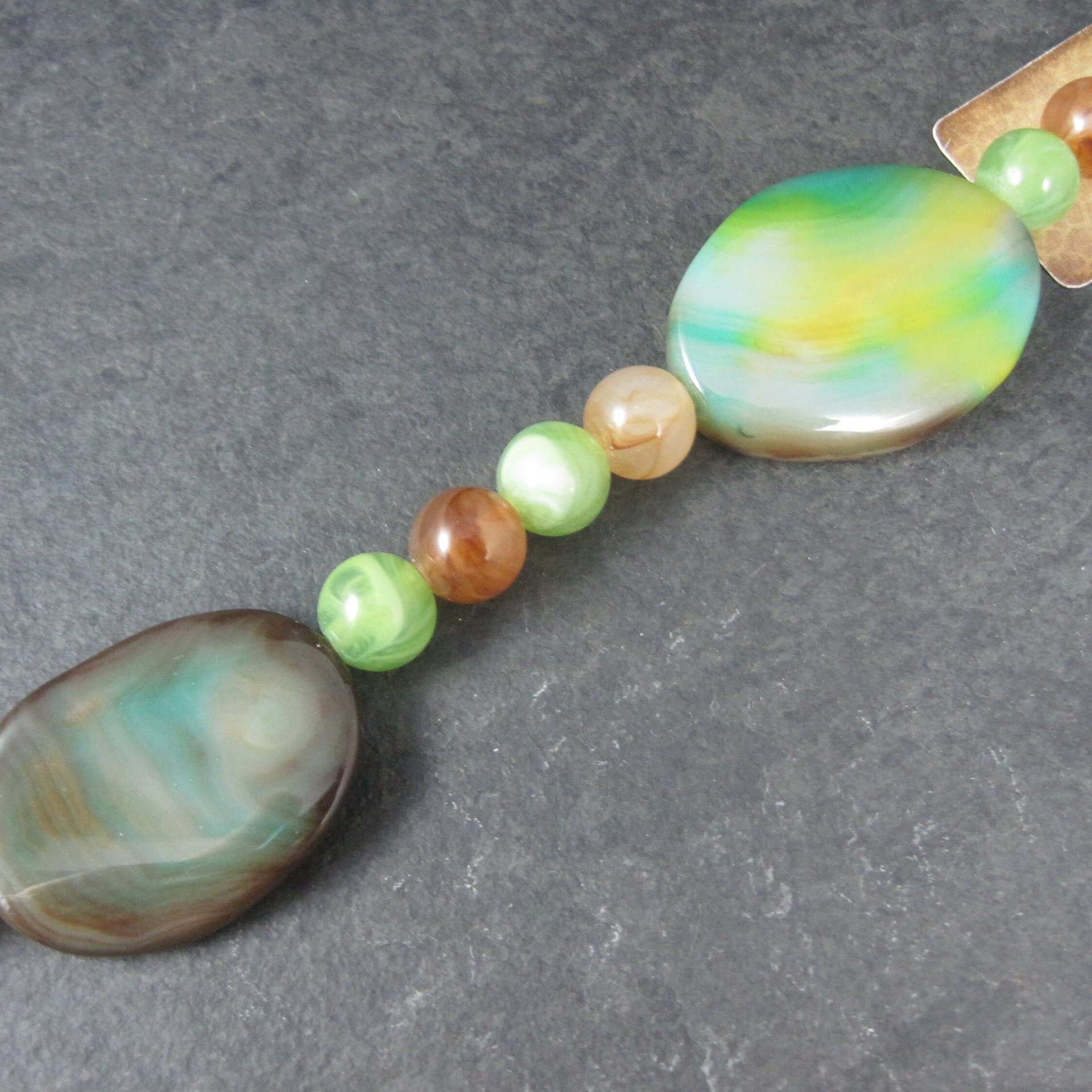 Traditions Natural Gallery Agate Bead Strand