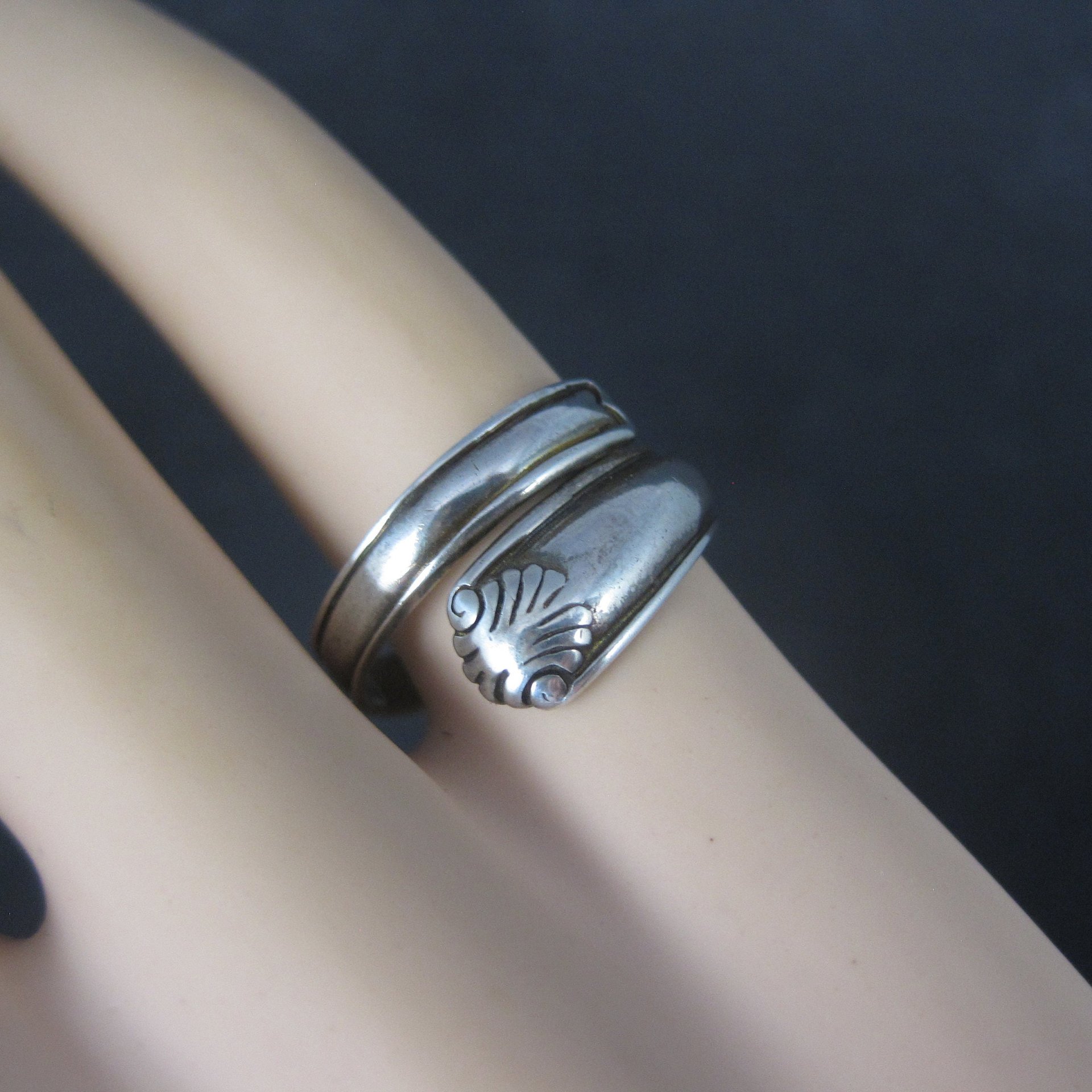 Vintage Deco Style Sterling Crossover Ring Size 6