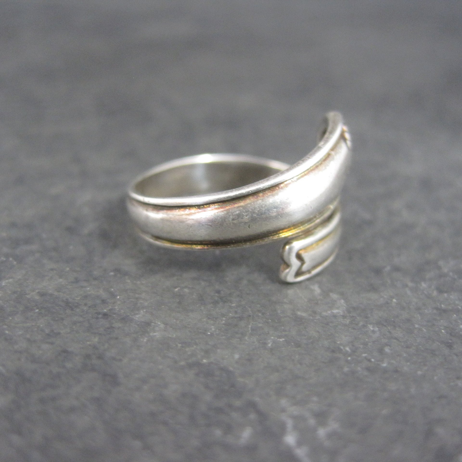 Vintage Deco Style Sterling Crossover Ring Size 6