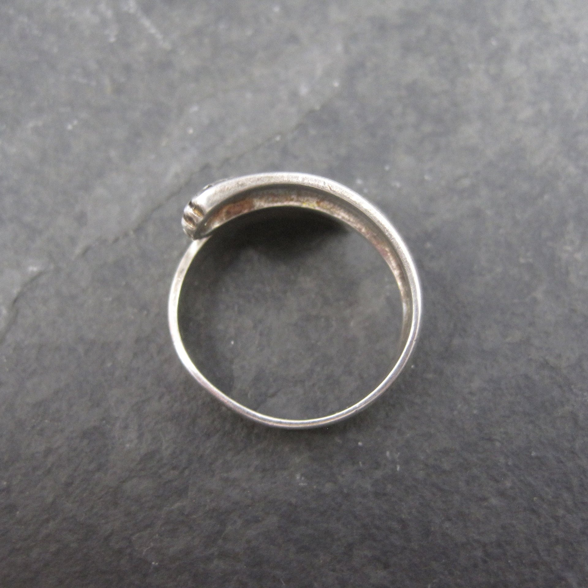 Vintage Deco Style Sterling Crossover Ring Size 6