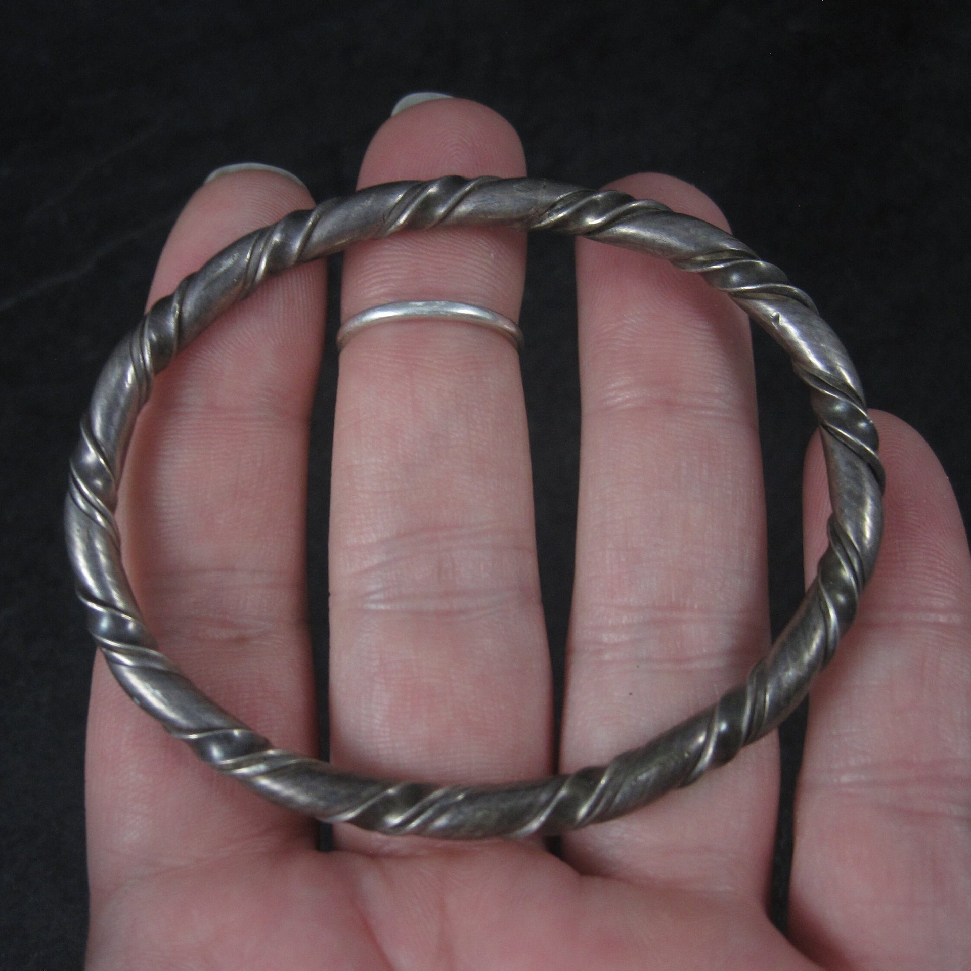 Vintage Sterling Twisted Bangle Bracelet 6.5 Inches