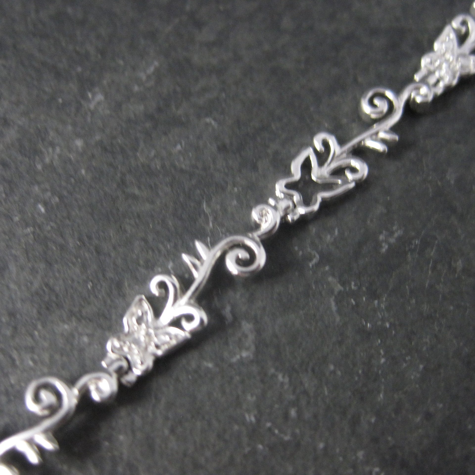 Dainty 90s Sterling Diamond Illusion Butterfly Bracelet