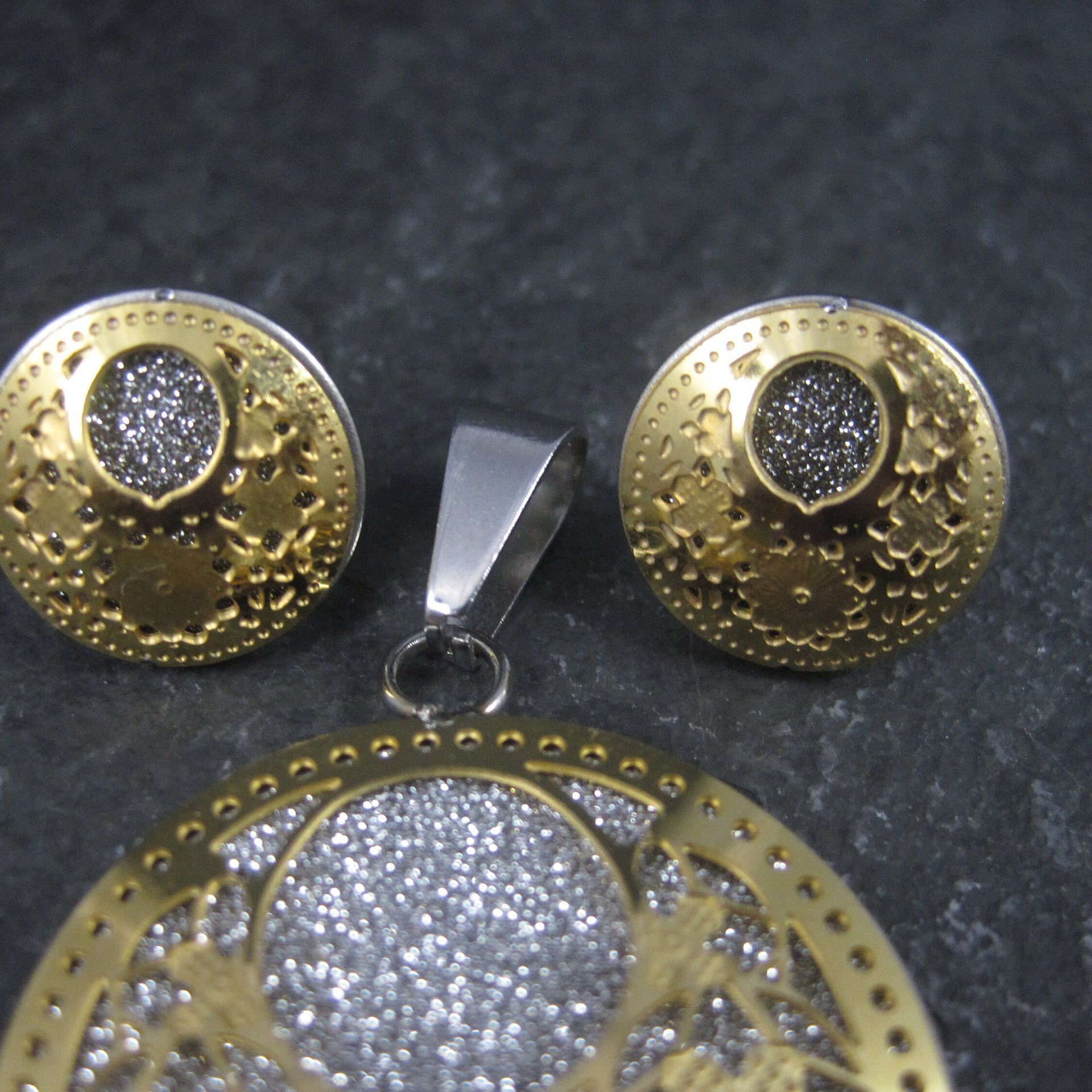 Estate Filigree Floral Pendant Earrings Jewelry Set Stainless Steel