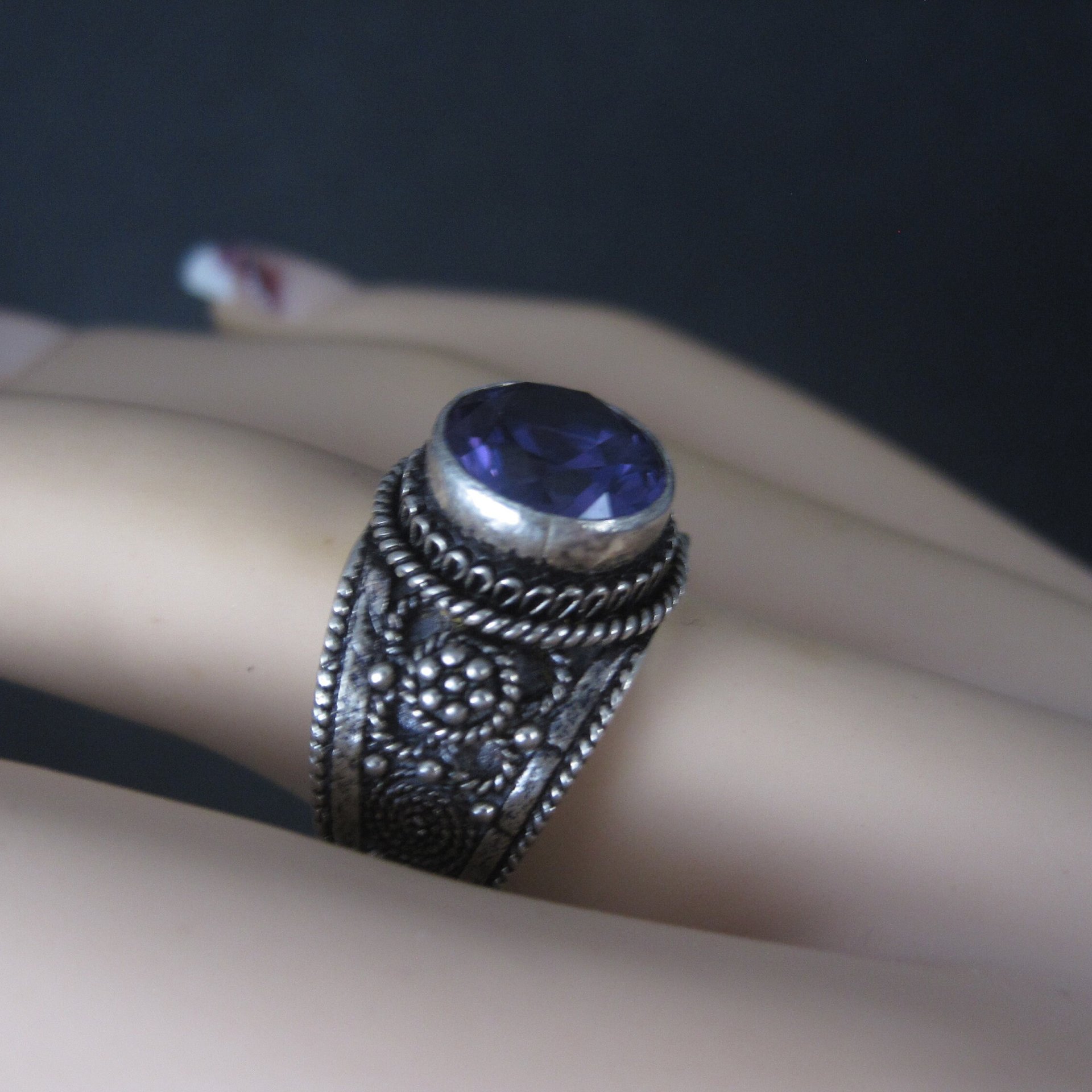 Estate 950 Silver Synthetic Purple Sapphire Ring Size 9