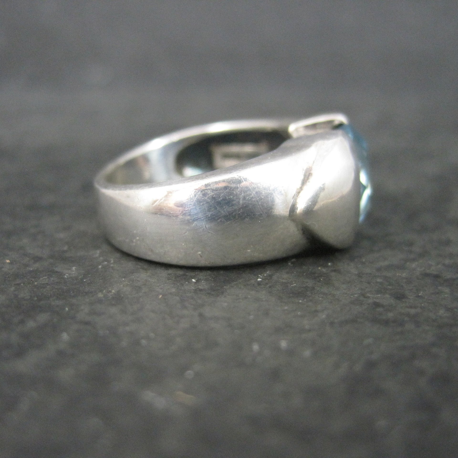 Vintage .999 Silver Blue Topaz Ring Size 6