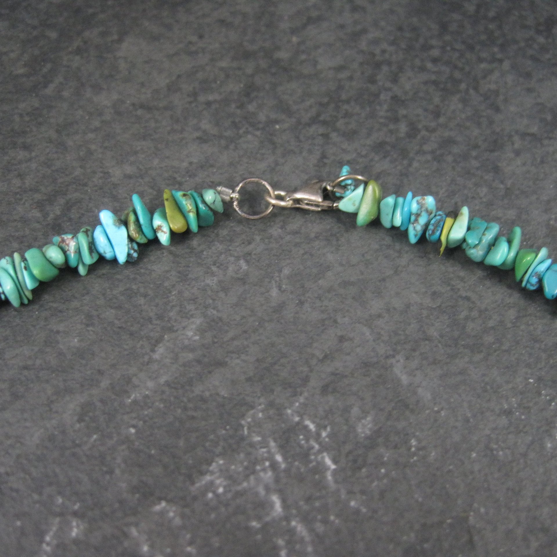 Vintage Turquoise Chip Necklace 16.5 Inches