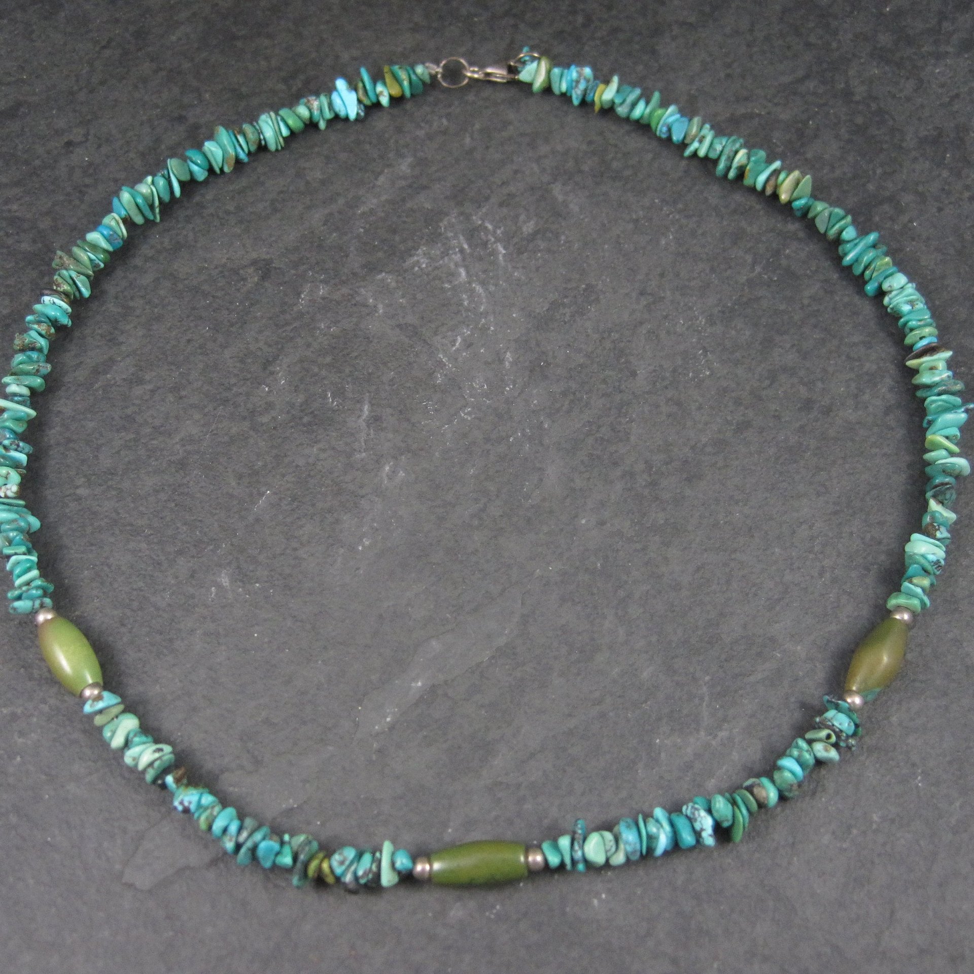 Vintage Turquoise Chip Necklace 16.5 Inches