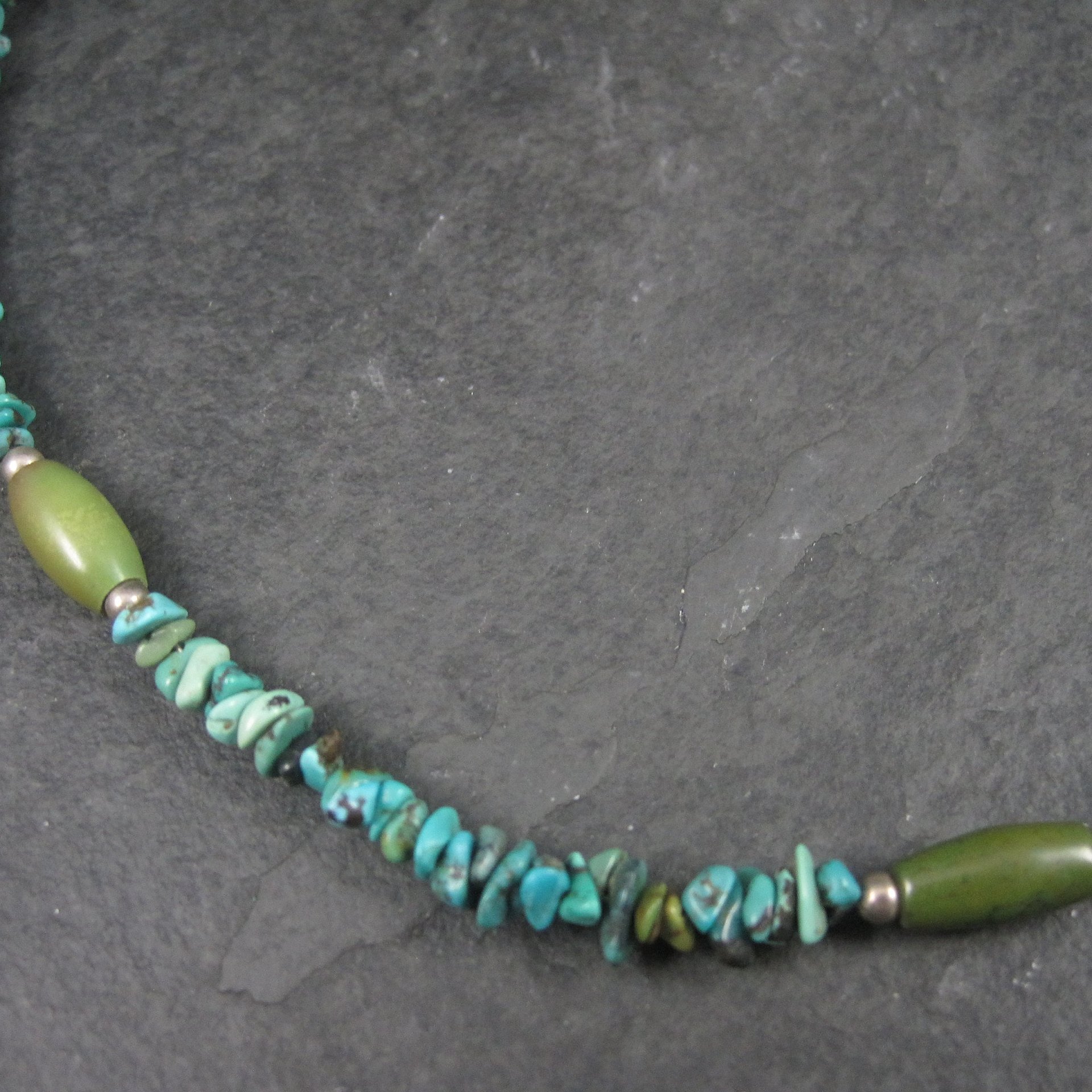 Vintage Turquoise Chip Necklace 16.5 Inches