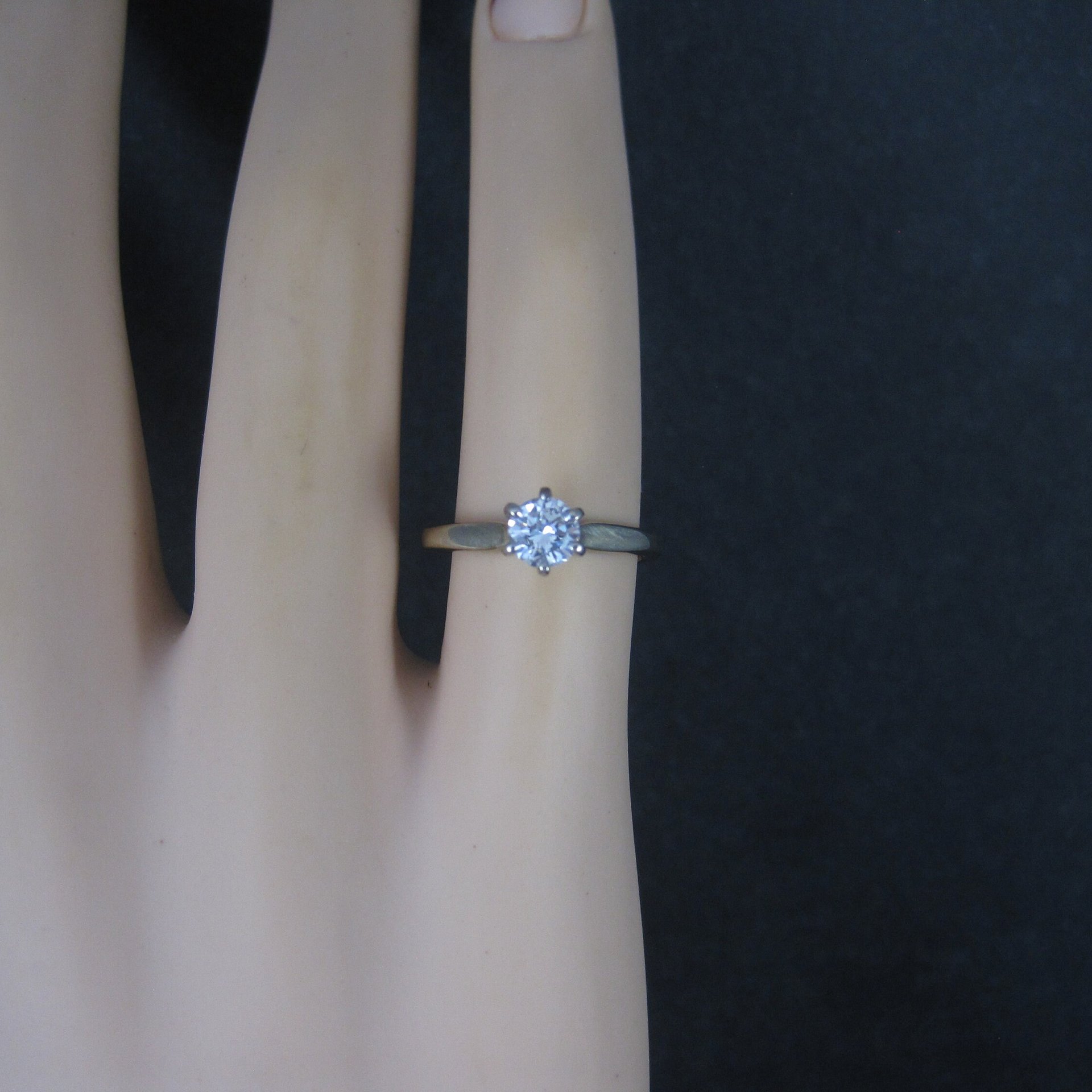 Vintage 18K .33 Carat Diamond Engagement Ring Size 4