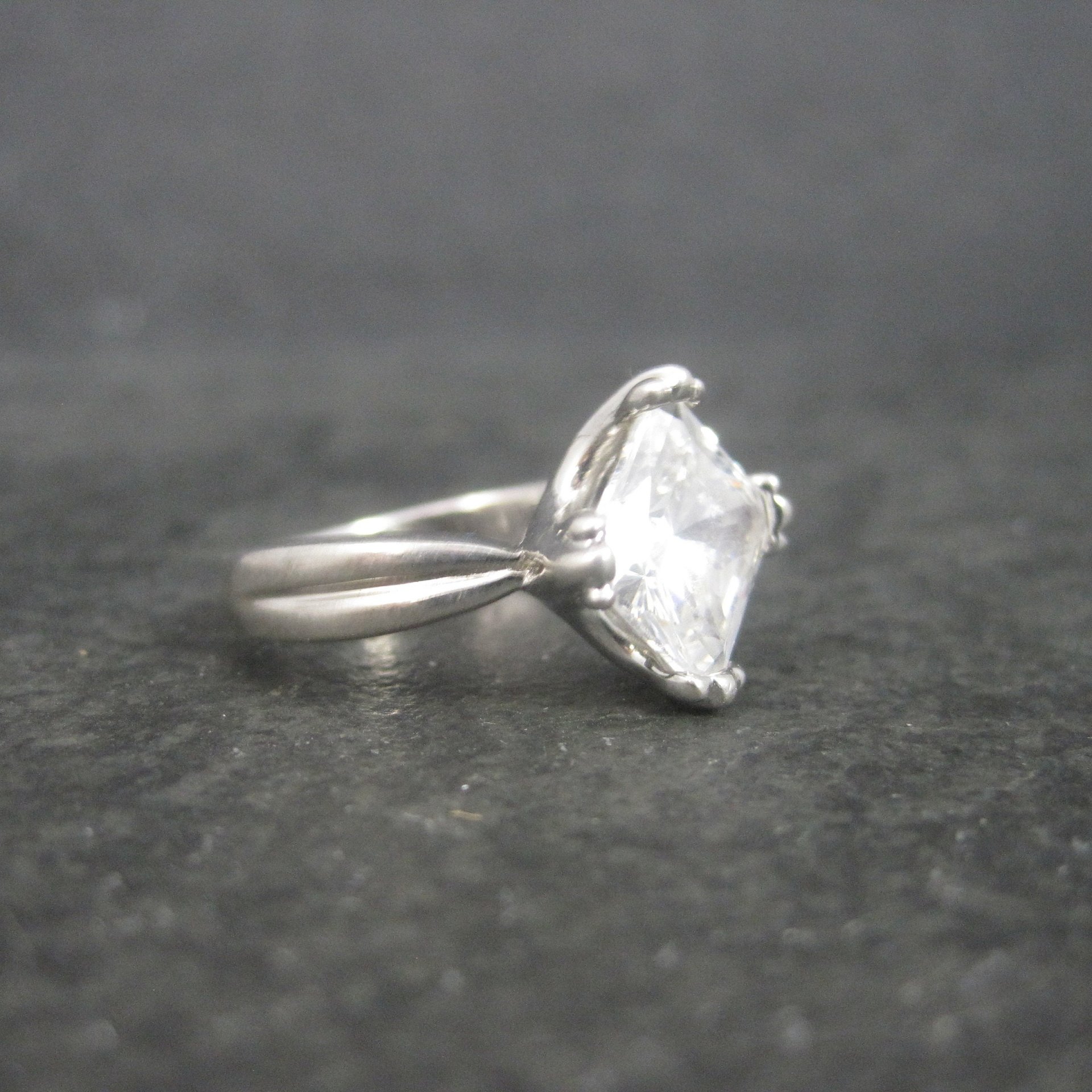 Vintage Sterling Cubic Zirconia Ring Size 6