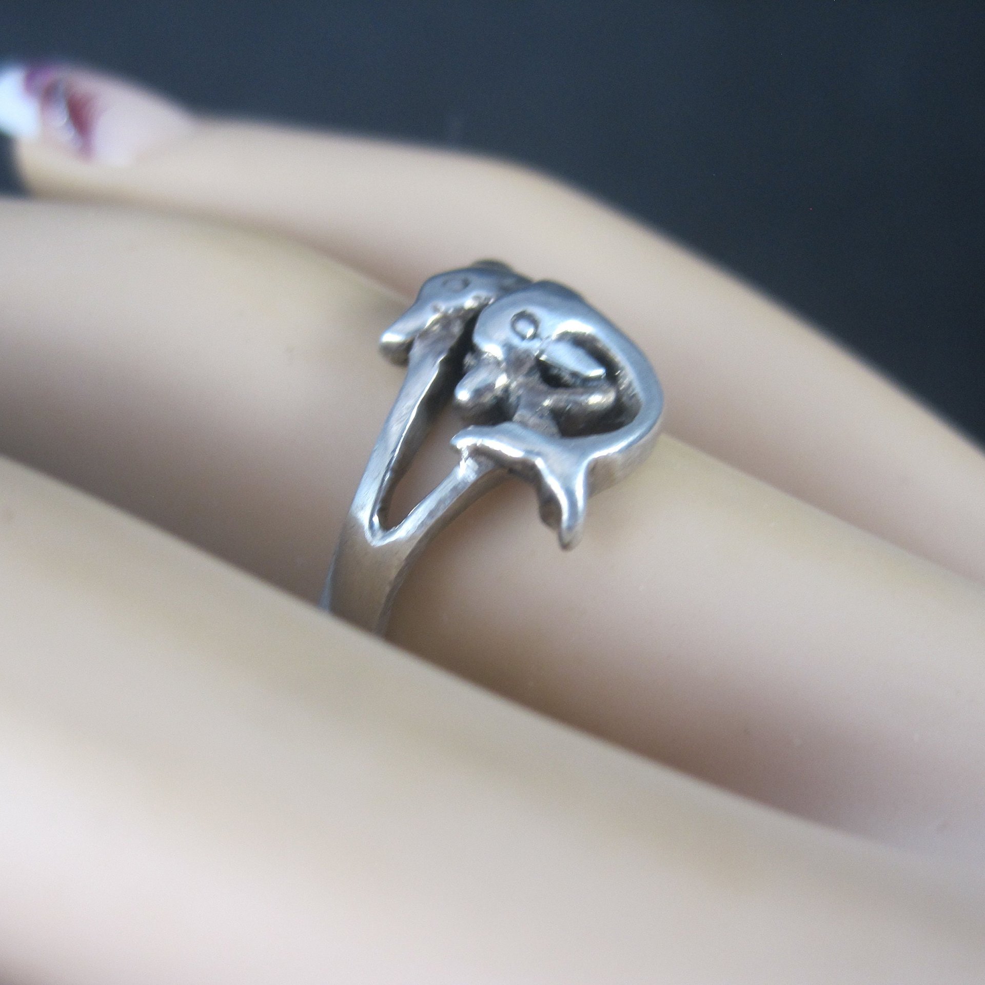 Vintage Sterling Dolphin Ring Size 6