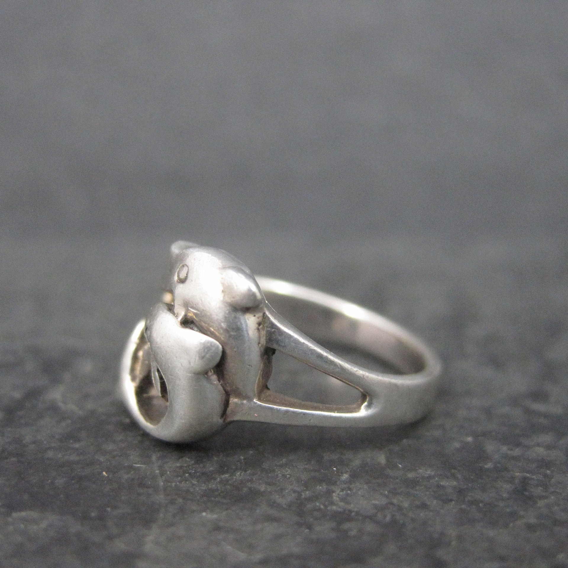 Vintage Sterling Dolphin Ring Size 6