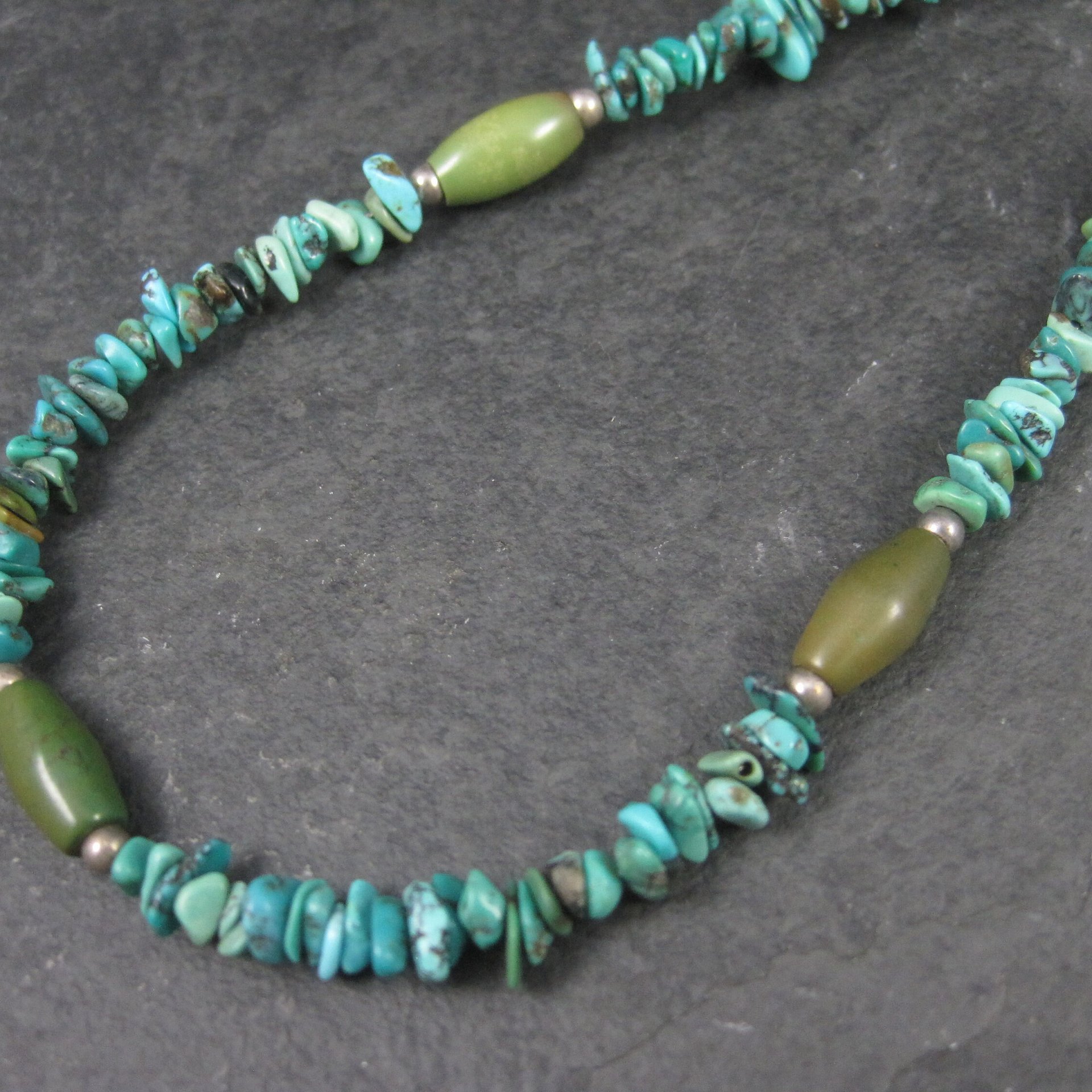Vintage Turquoise Chip Necklace 16.5 Inches