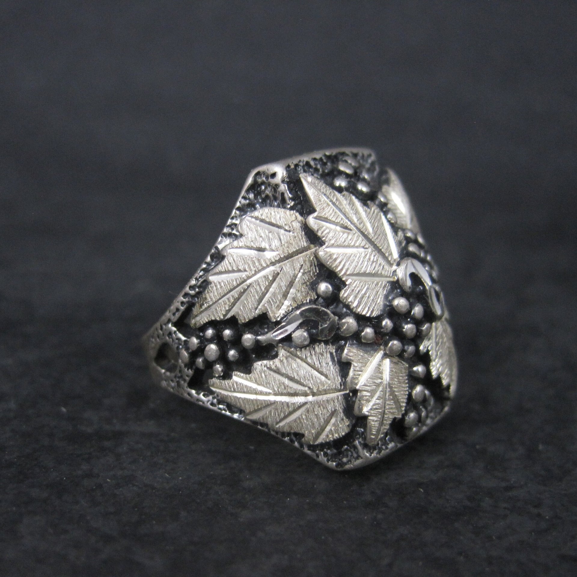 Mens Sterling Black Hills Silver Ring Size 9