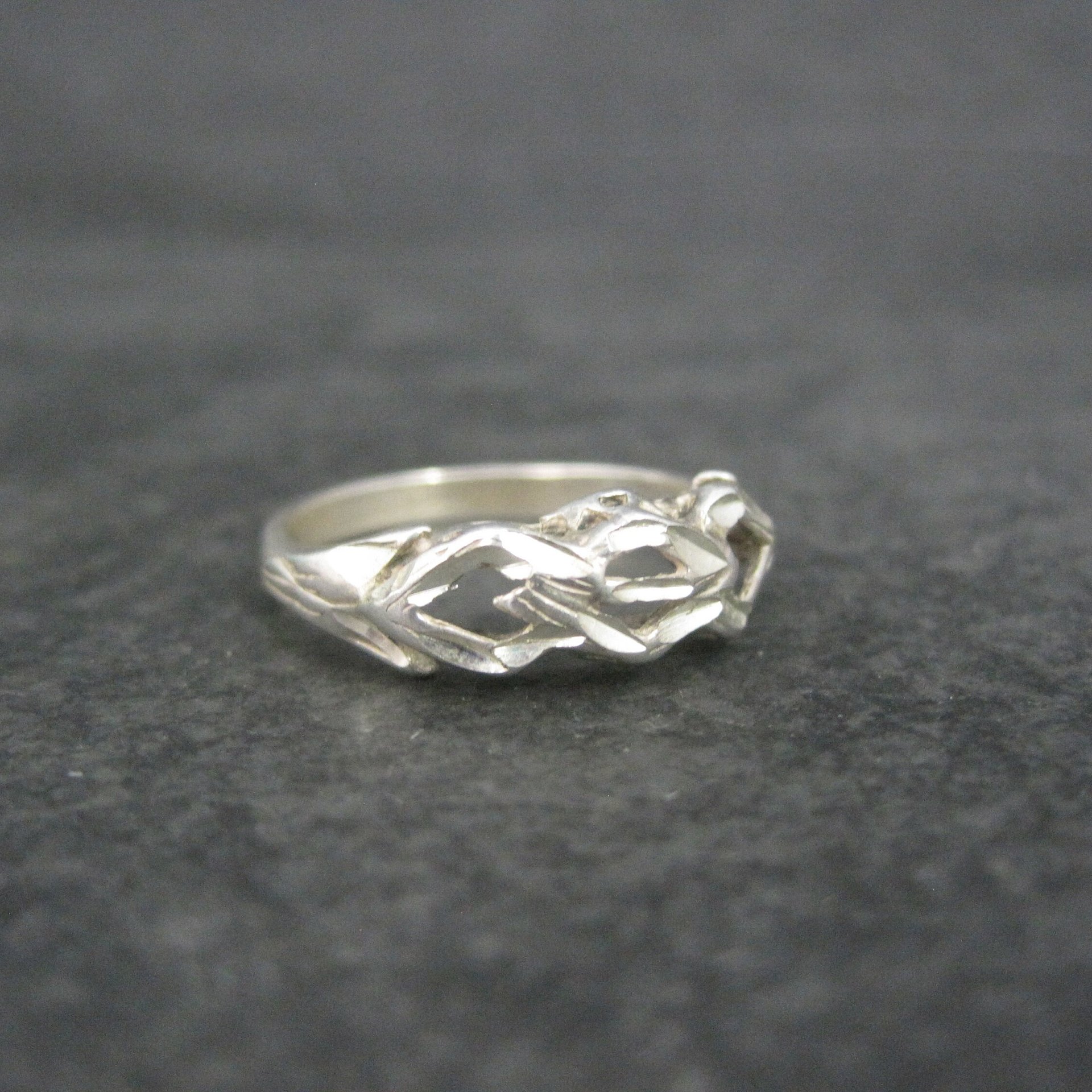 Vintage Sterling Diamond Cut Ring Size 6