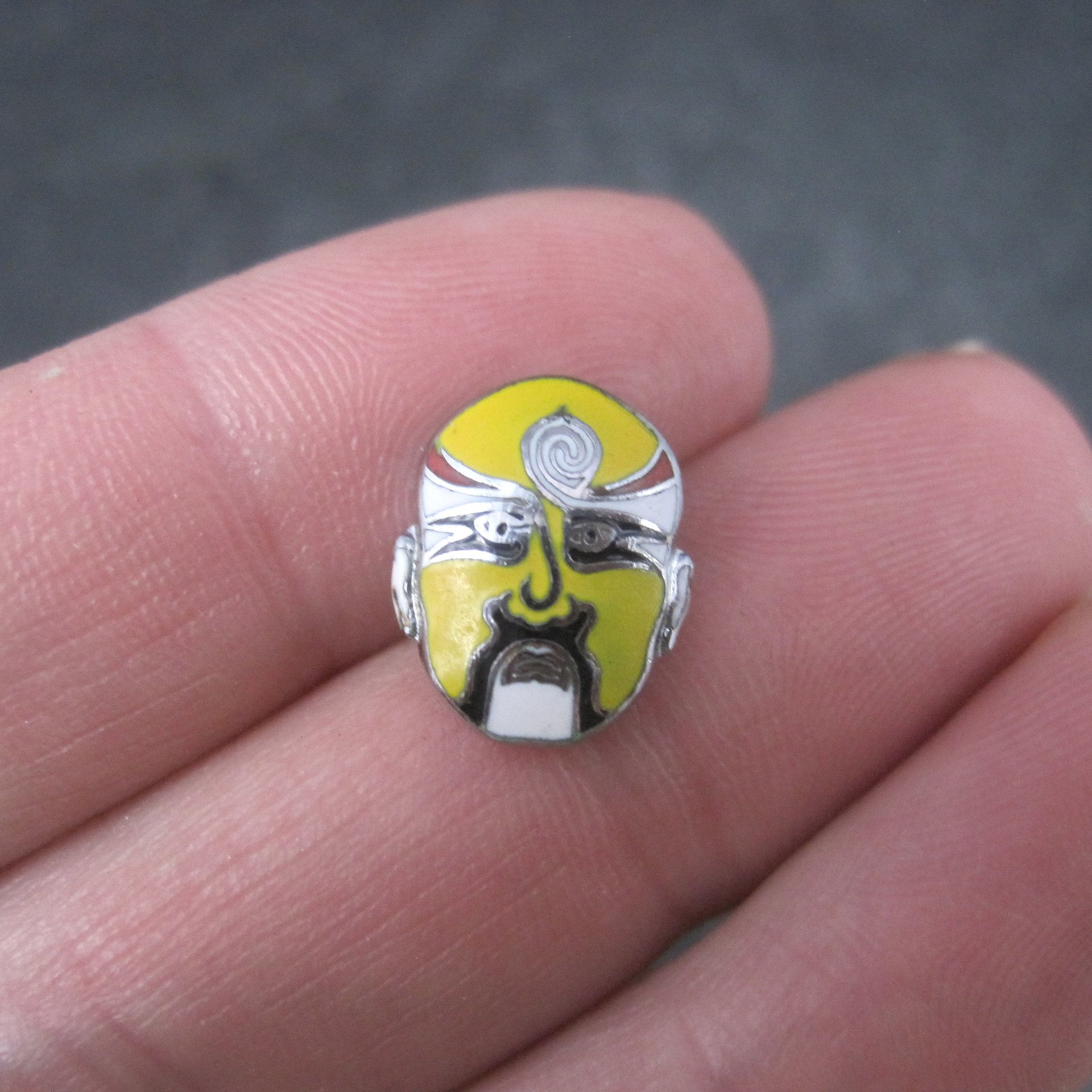 Vintage Enamel Kabuki Cufflinks and Tie Tack Set