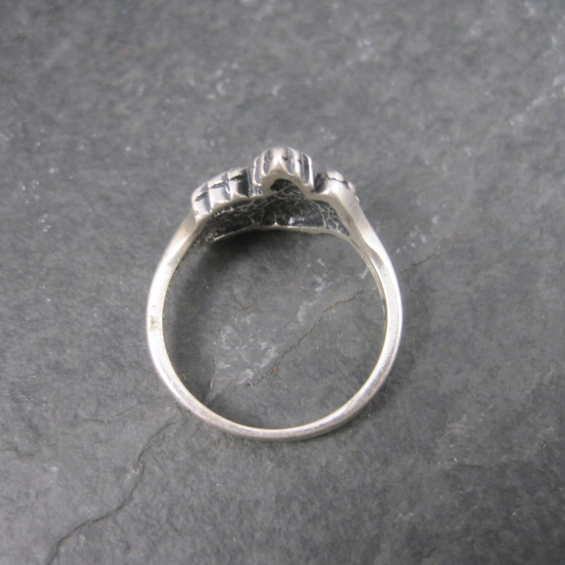 Vintage Sterling Black Hills Silver Leaf Ring Size 6