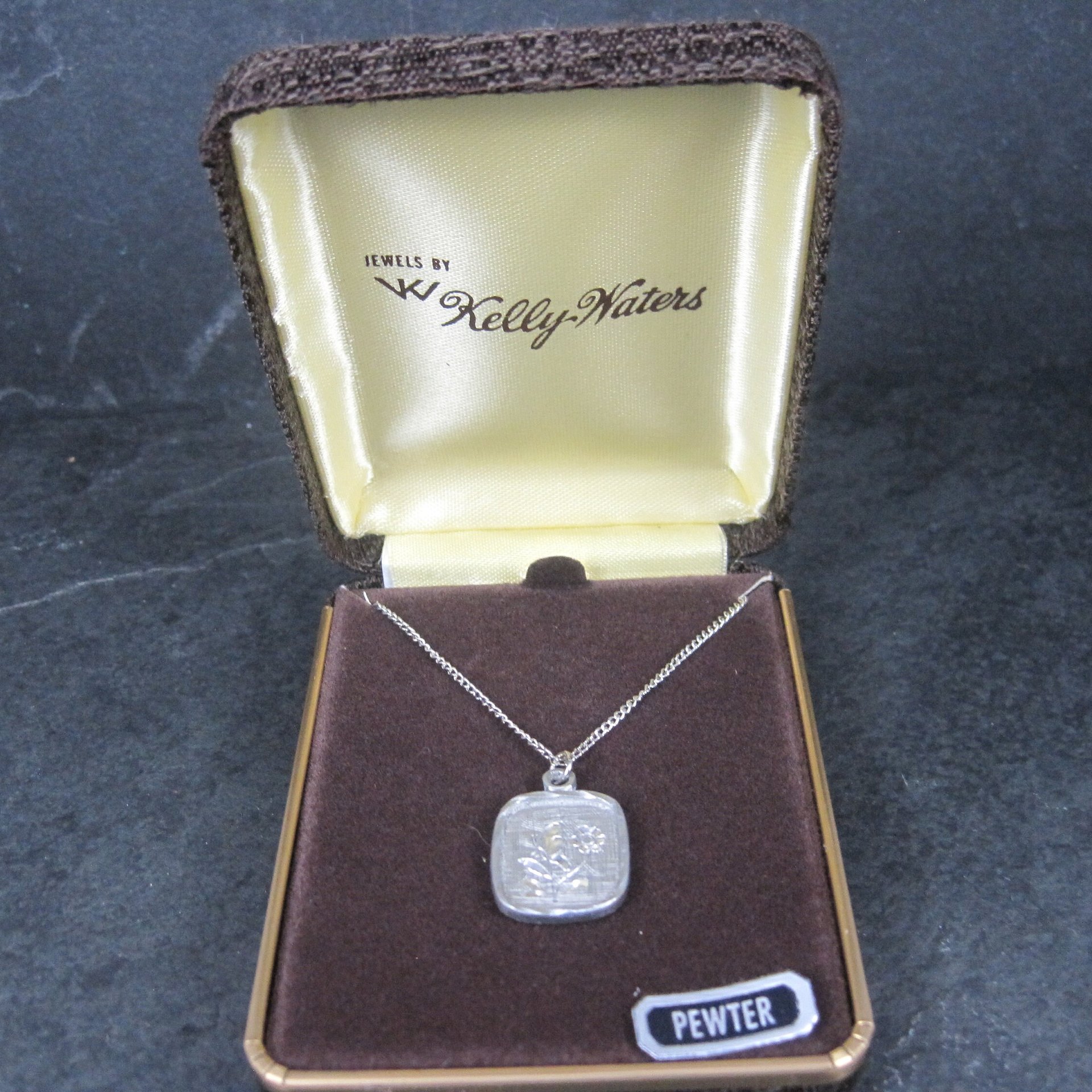 Vintage Kelly Waters Etched Flower Pewter Pendant Necklace