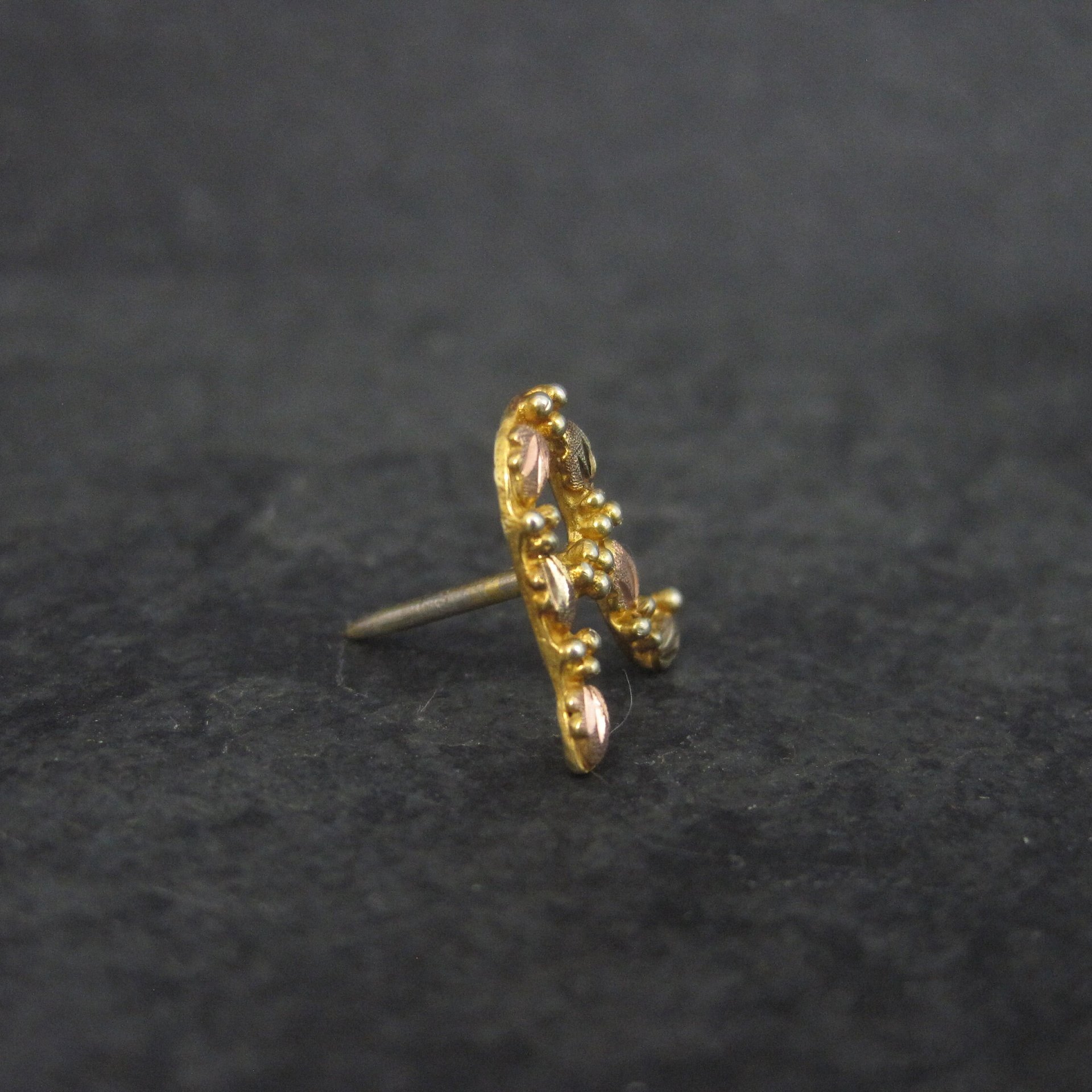 Vintage 10K Black Hills Gold Initial A Tie Tack