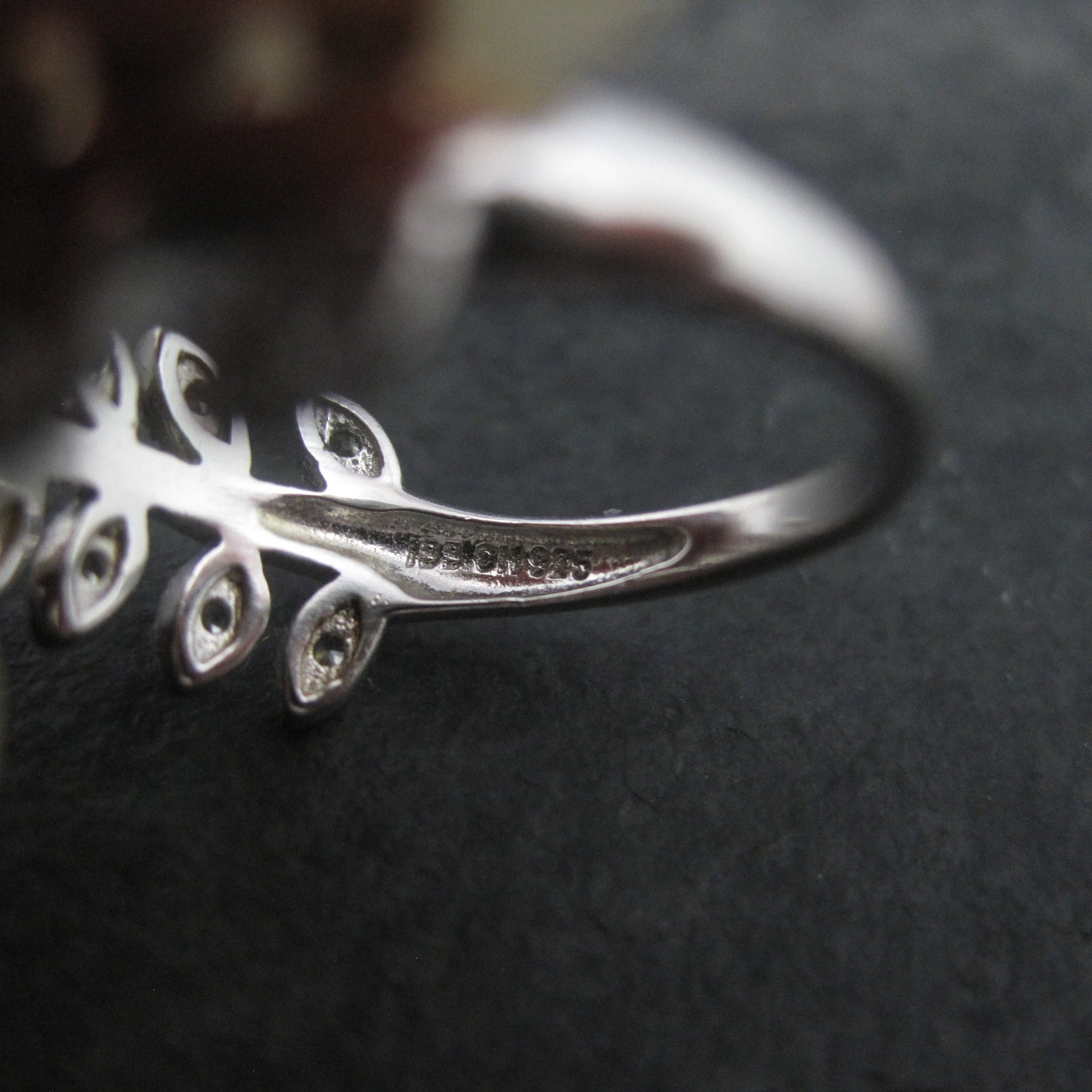 Estate Sterling Leaf Vine Ring Size 7