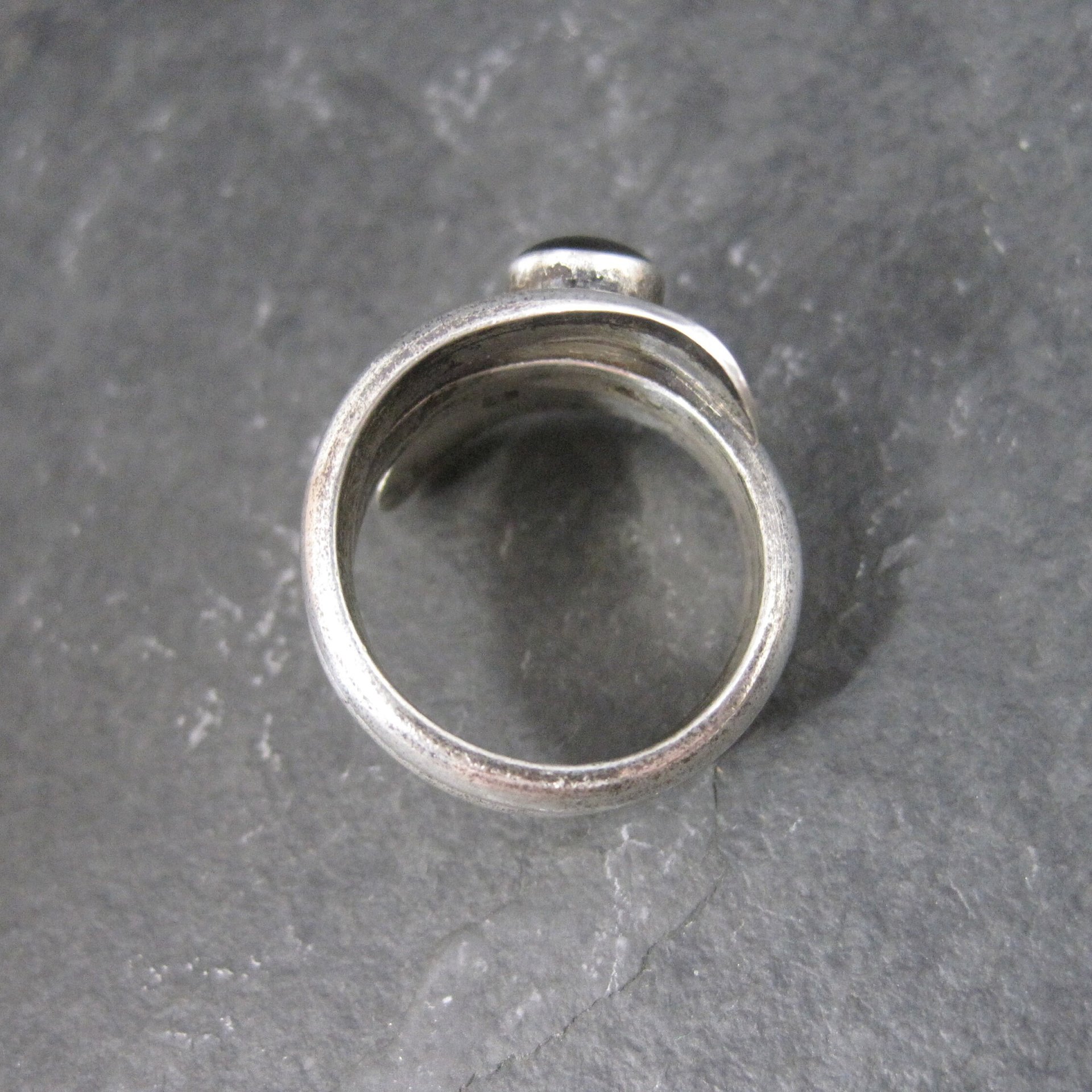 Vintage Sterling Black Wrap Ring Size 7