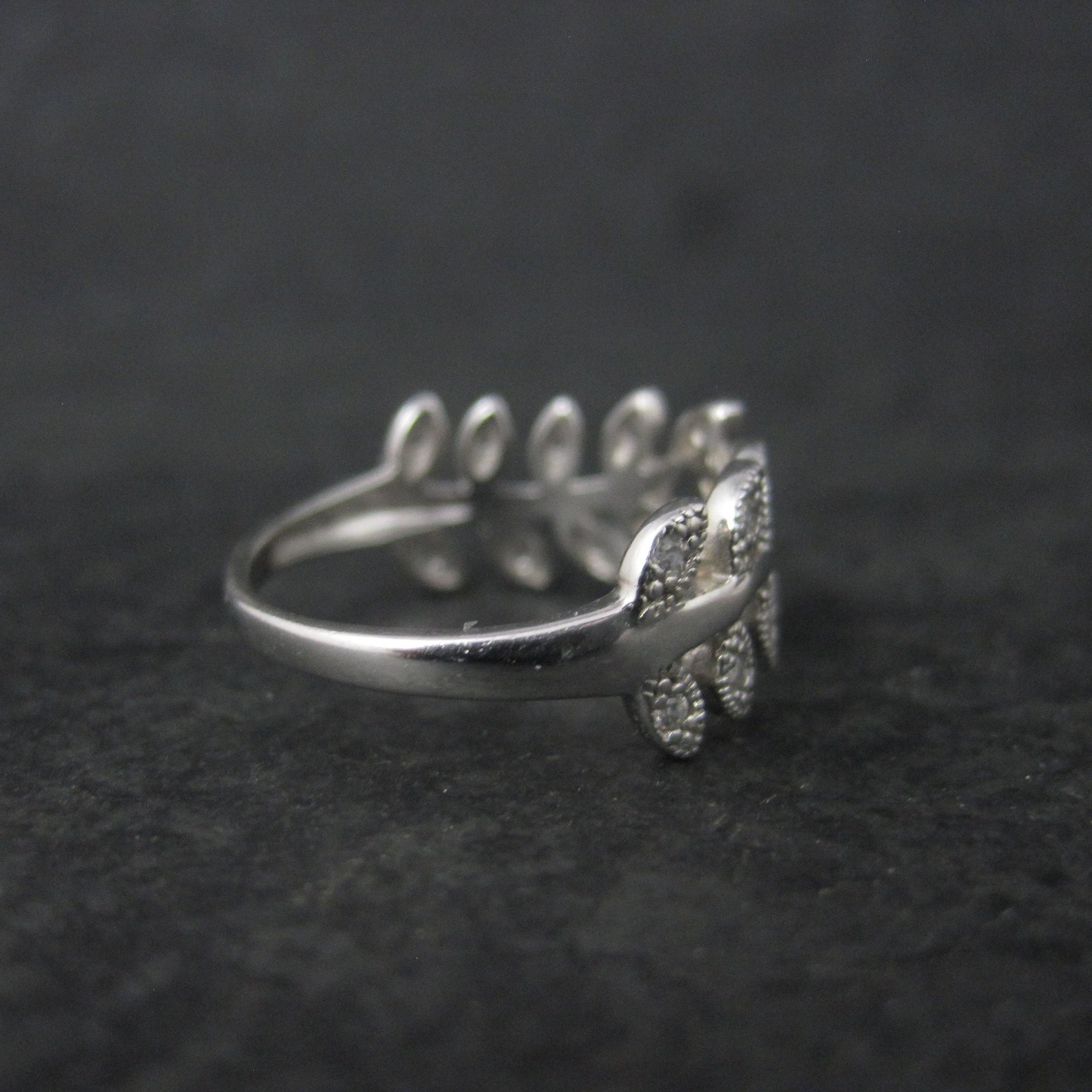 Estate Sterling Leaf Vine Ring Size 7