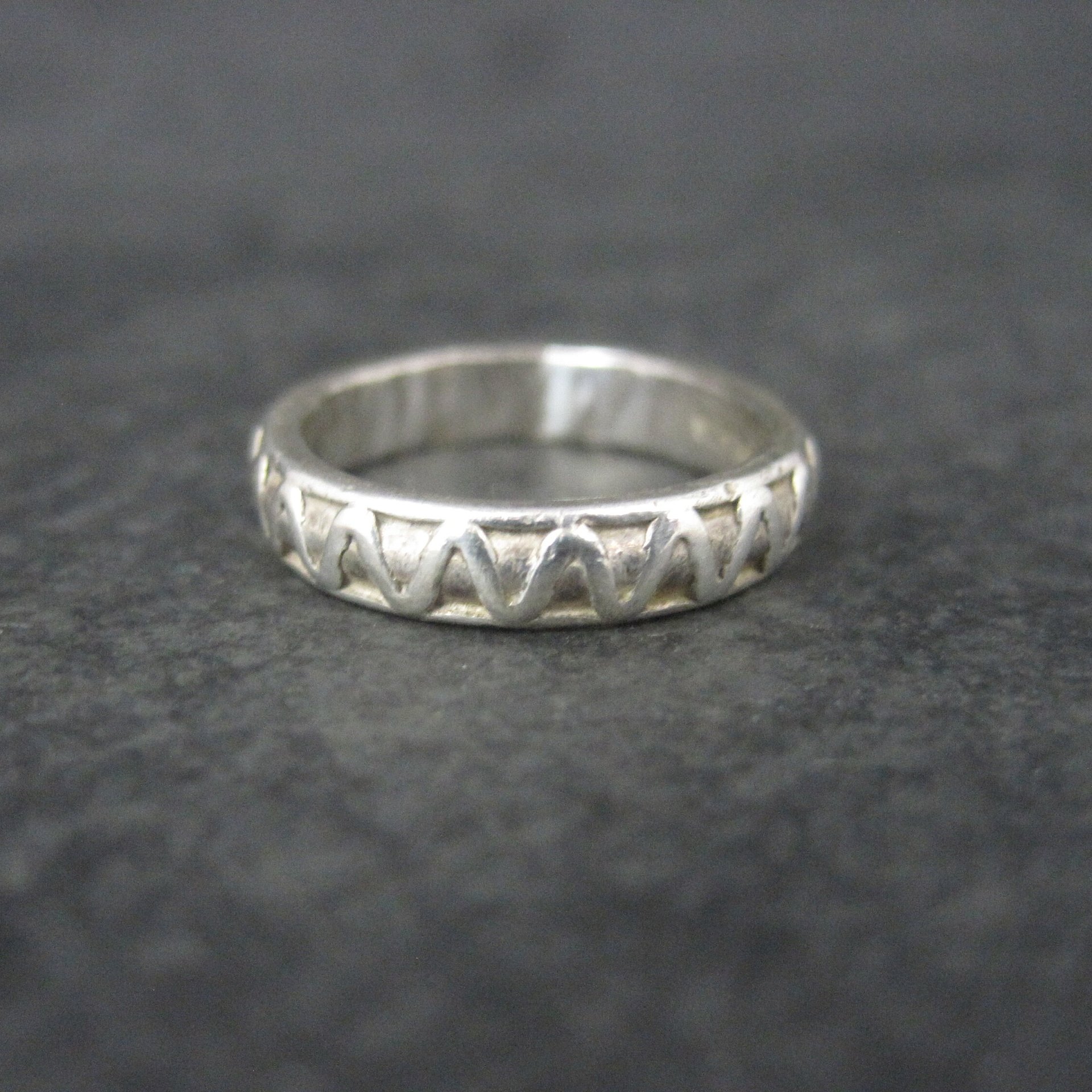 Vintage Bali Sterling Band Ring Size 5.5