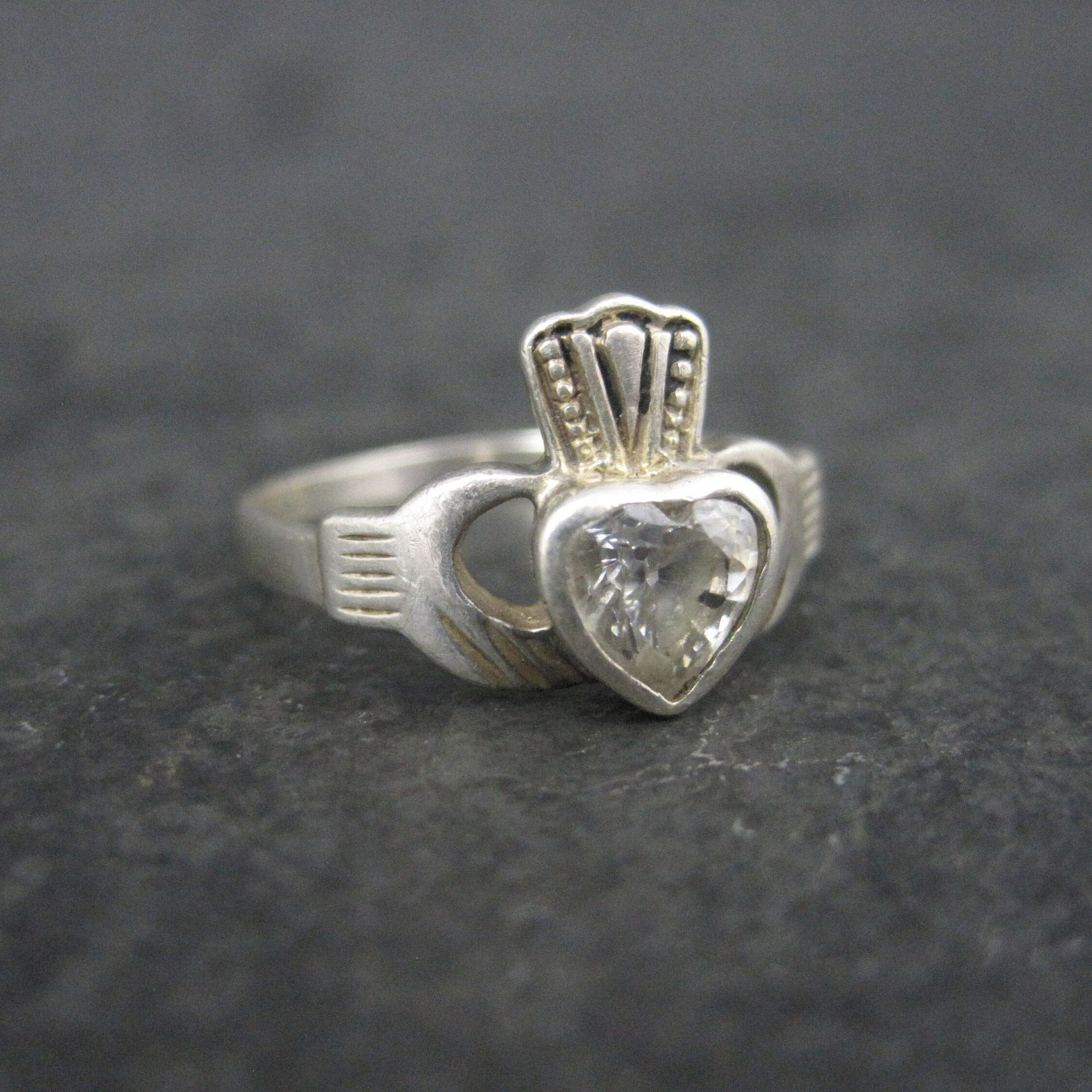 Vintage Sterling Cz Claddagh Ring Size 7