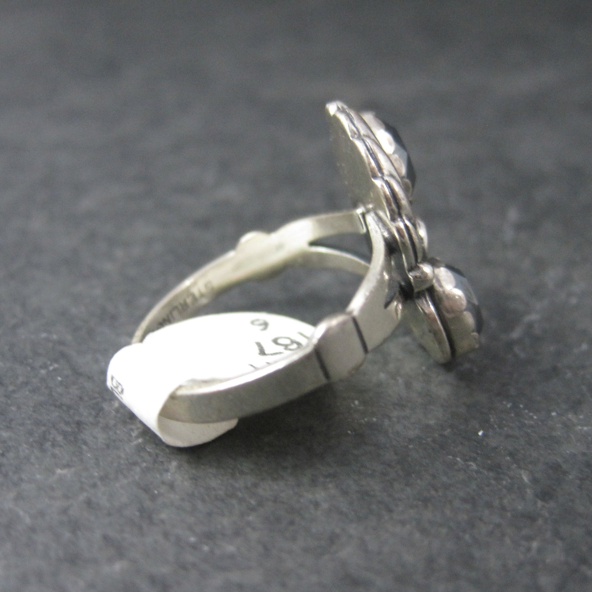 Vintage Southwestern Hematite Feather Ring