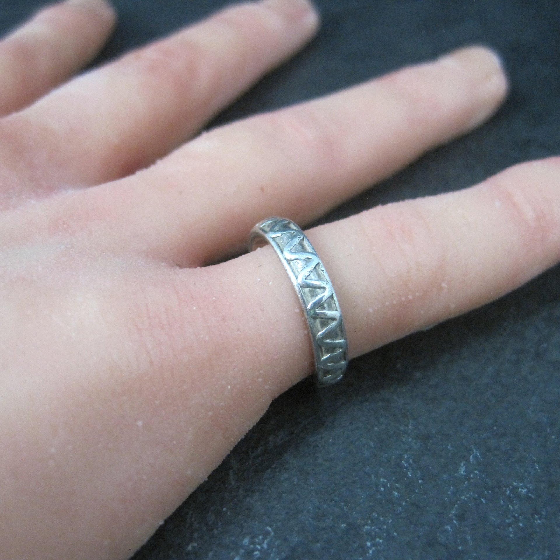 Vintage Bali Sterling Band Ring Size 5.5
