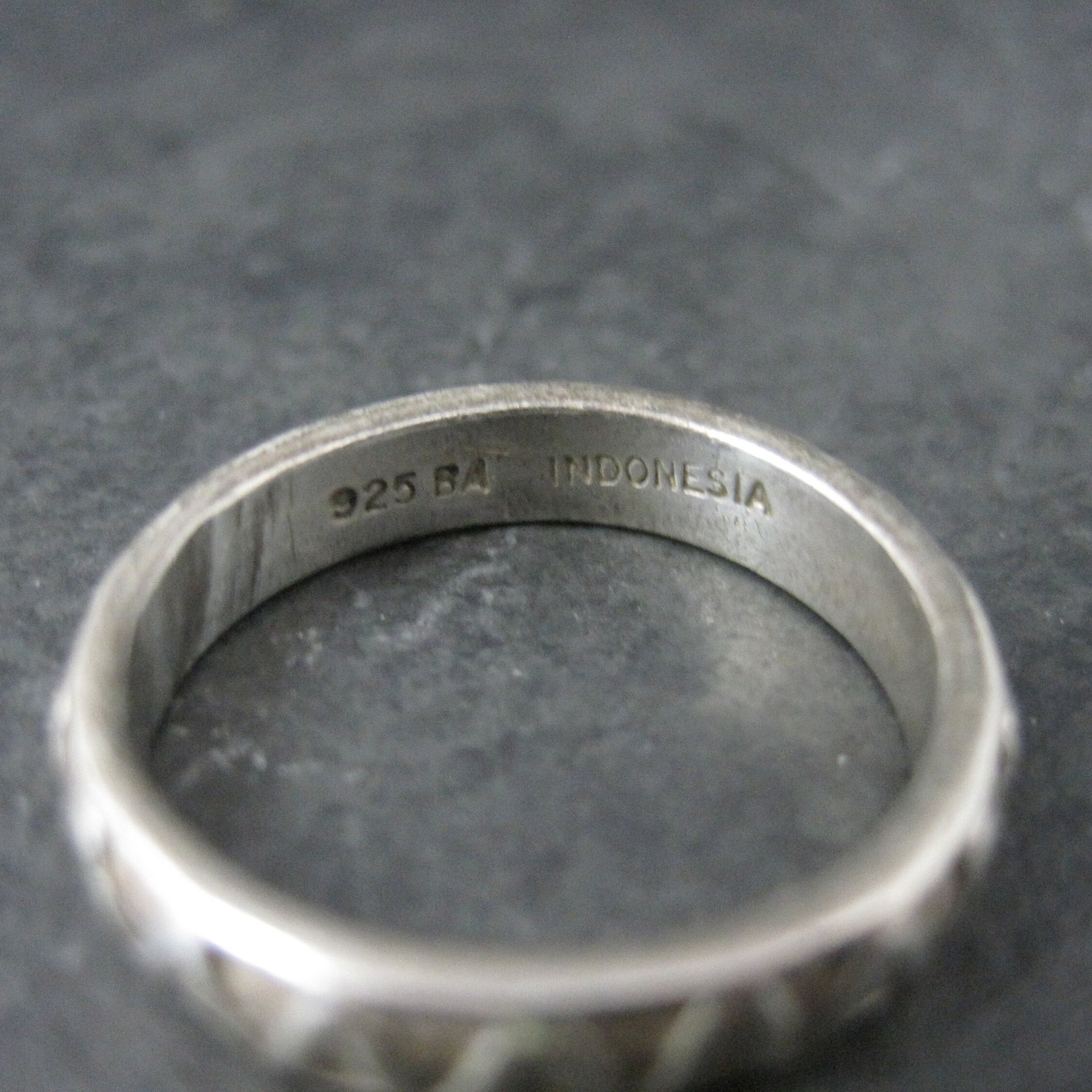 Vintage Bali Sterling Band Ring Size 5.5