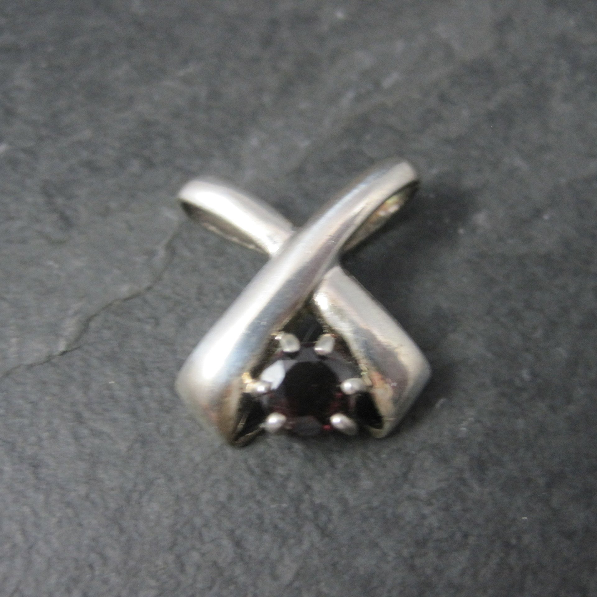 Vintage Sterling X Garnet Pendant