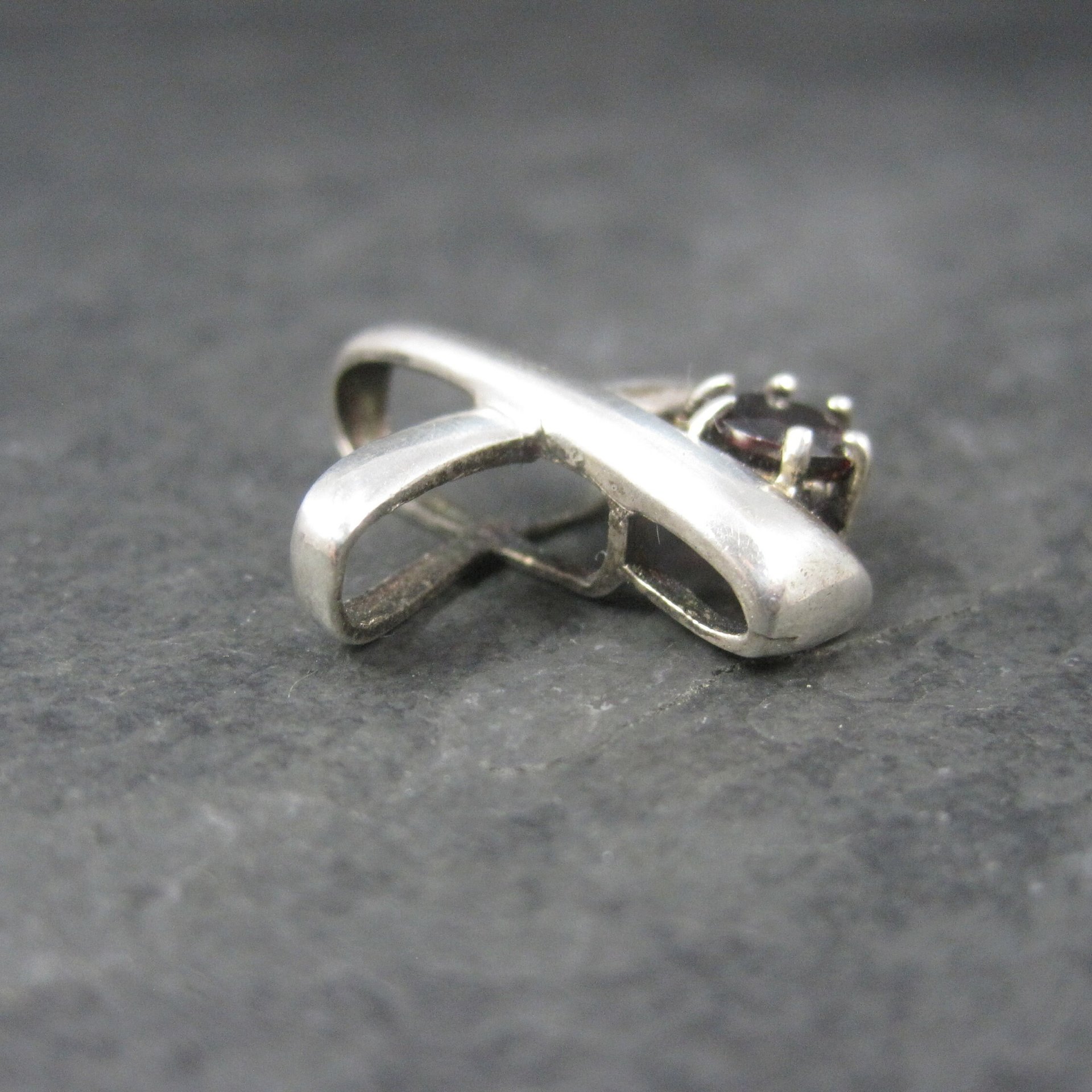 Vintage Sterling X Garnet Pendant