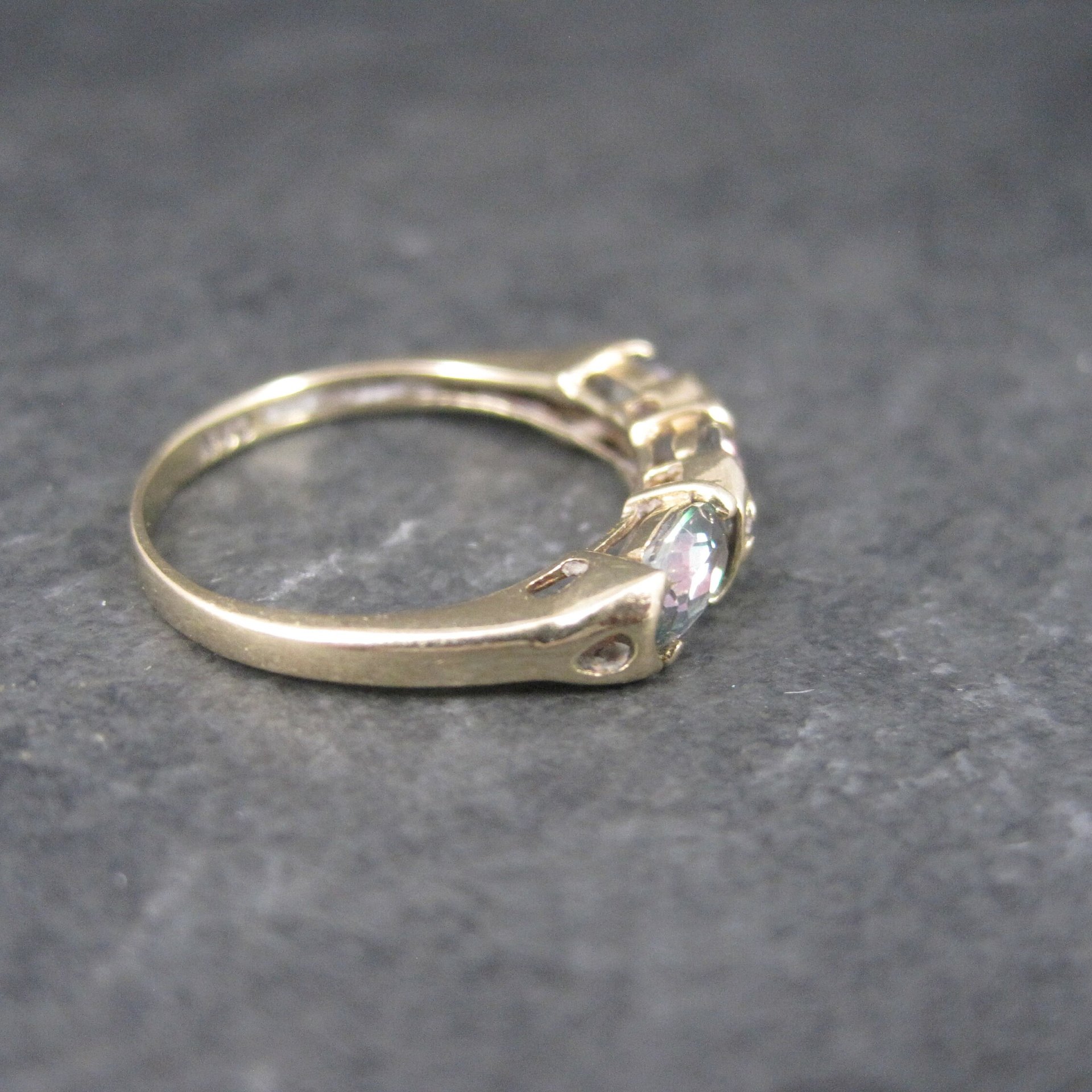 Vintage 10K Mystic Topaz Ring Size 7