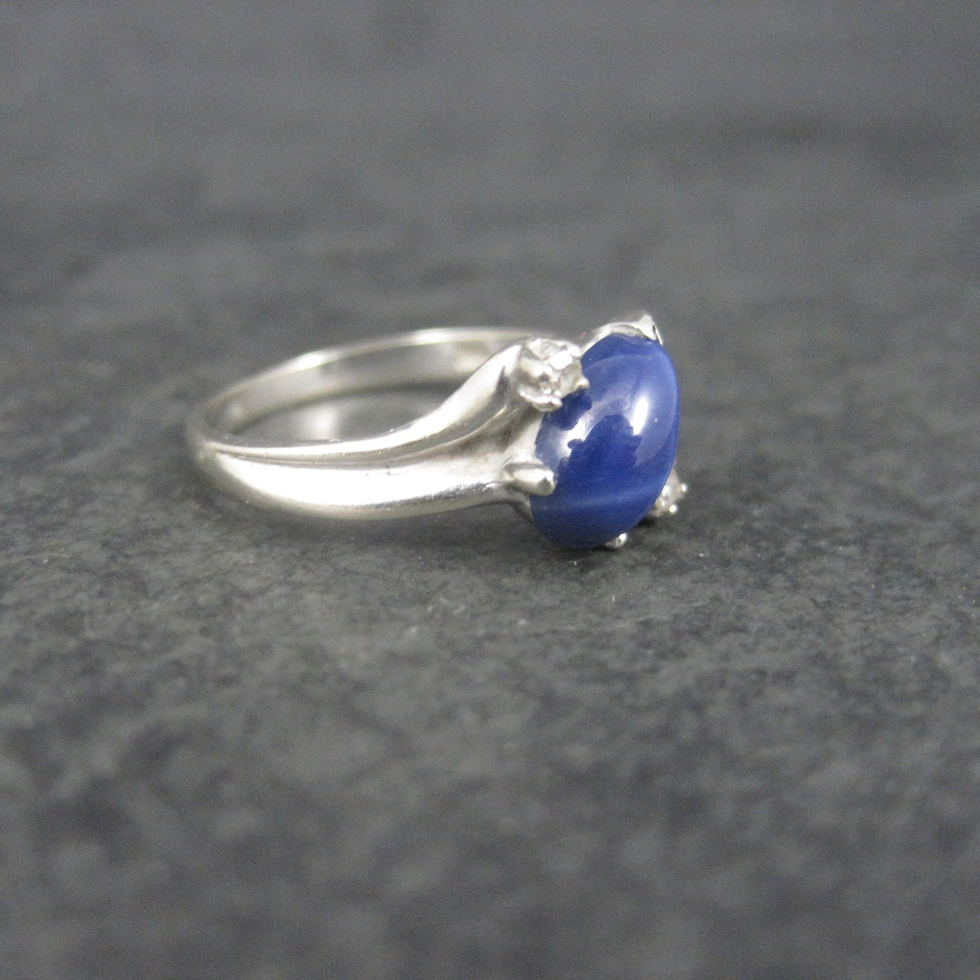Vintage 14K Star Sapphire Diamond Ring Size 6.5