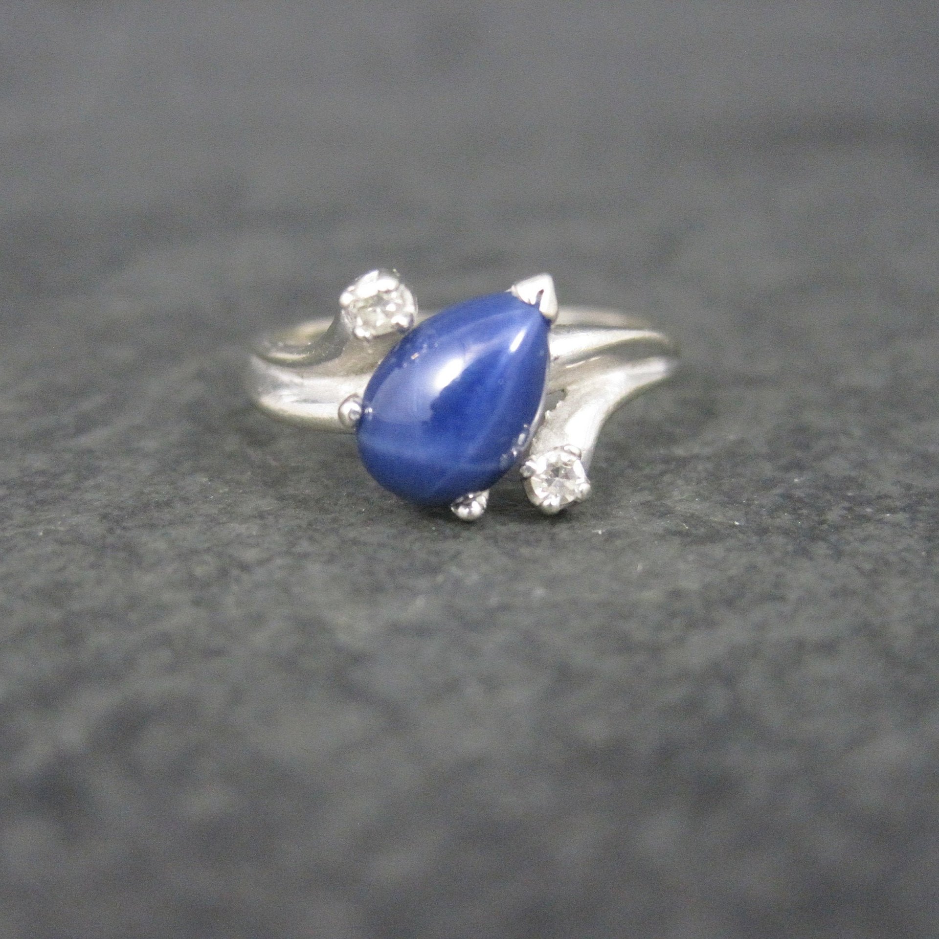 Vintage 14K Star Sapphire Diamond Ring Size 6.5