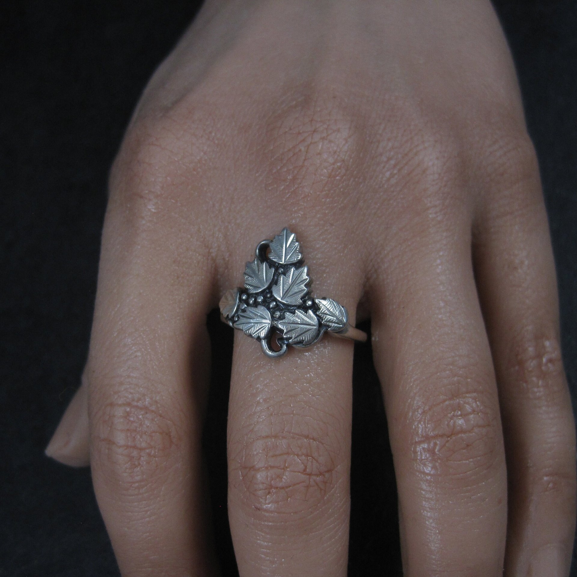 Vintage Black Hills Silver Leaf Ring
