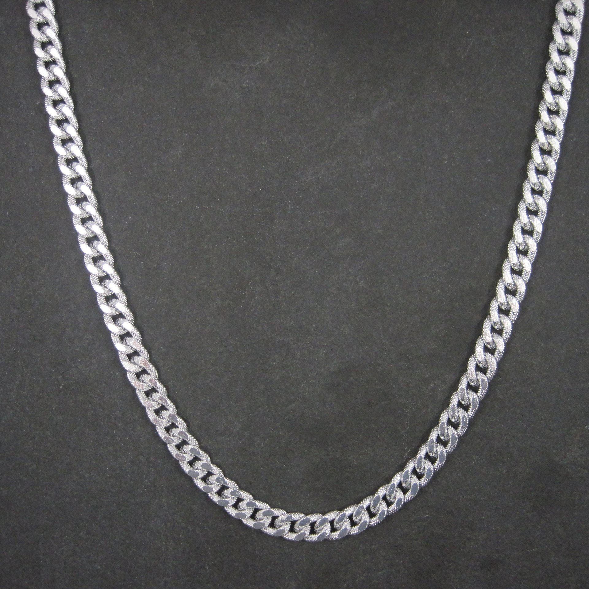Vintage German Textured Figaro Chain 25 Inches