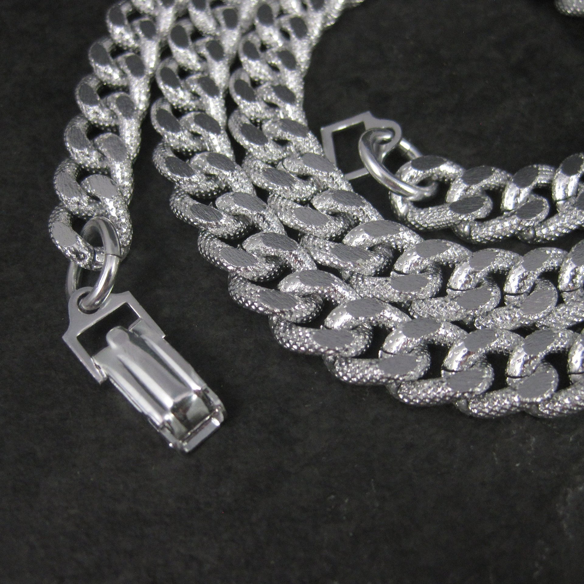 Vintage German Textured Figaro Chain 25 Inches