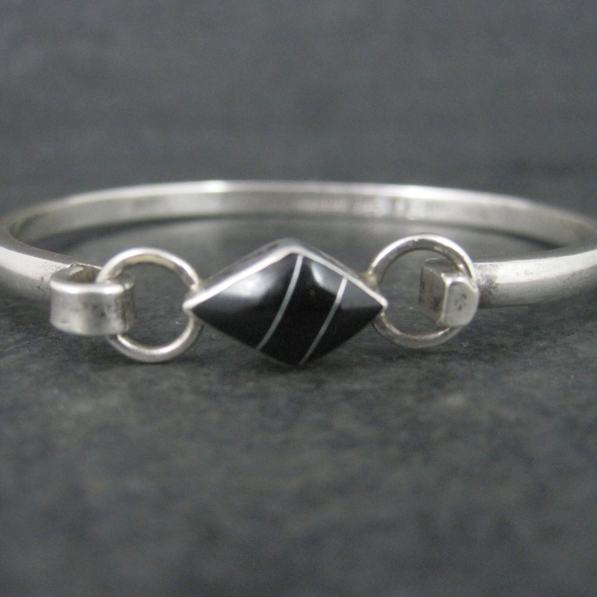 Vintage Mexican Sterling Jet Inlay Bangle Bracelet 6 1/4 Inches