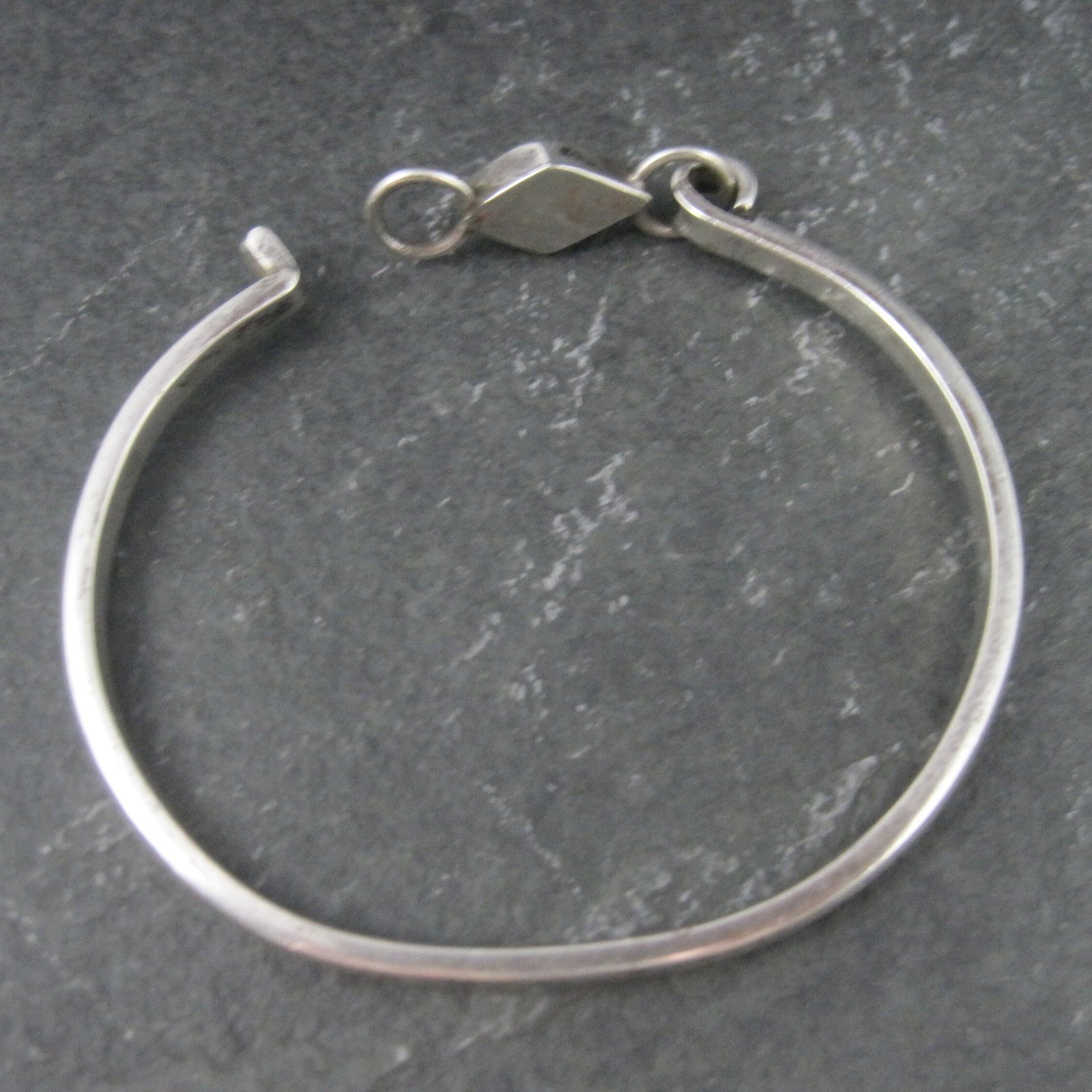 Vintage Mexican Sterling Jet Inlay Bangle Bracelet 6 1/4 Inches
