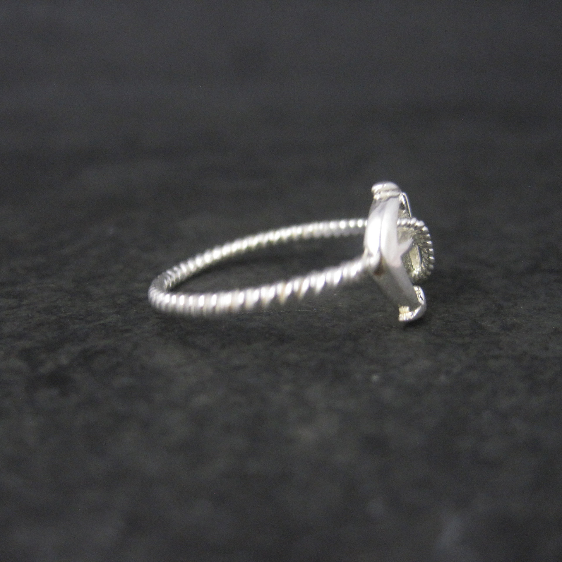 Dainty Estate Sterling Anchor Ring Size 6.5